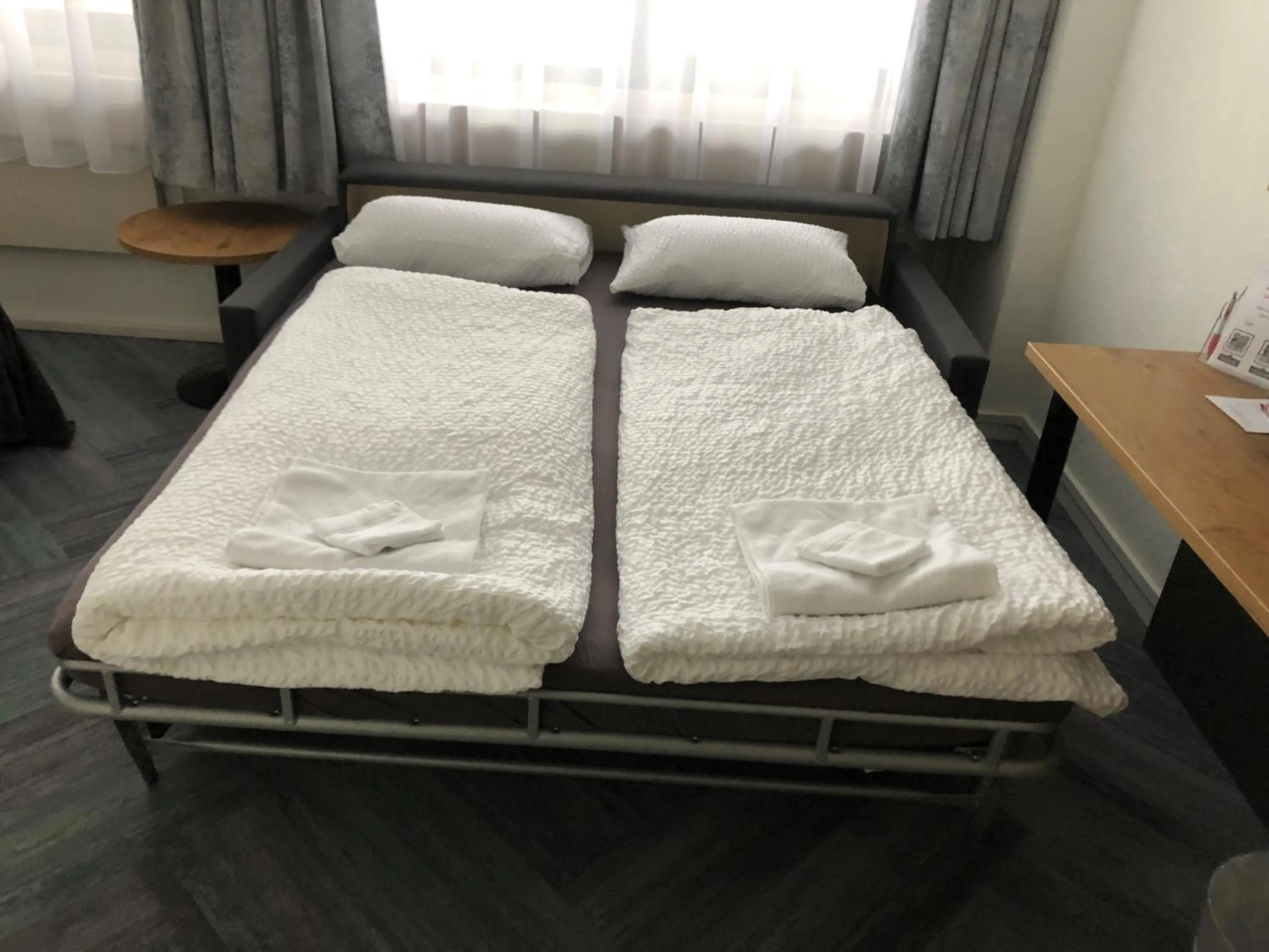 Bed in Budget Motel Self Check-In