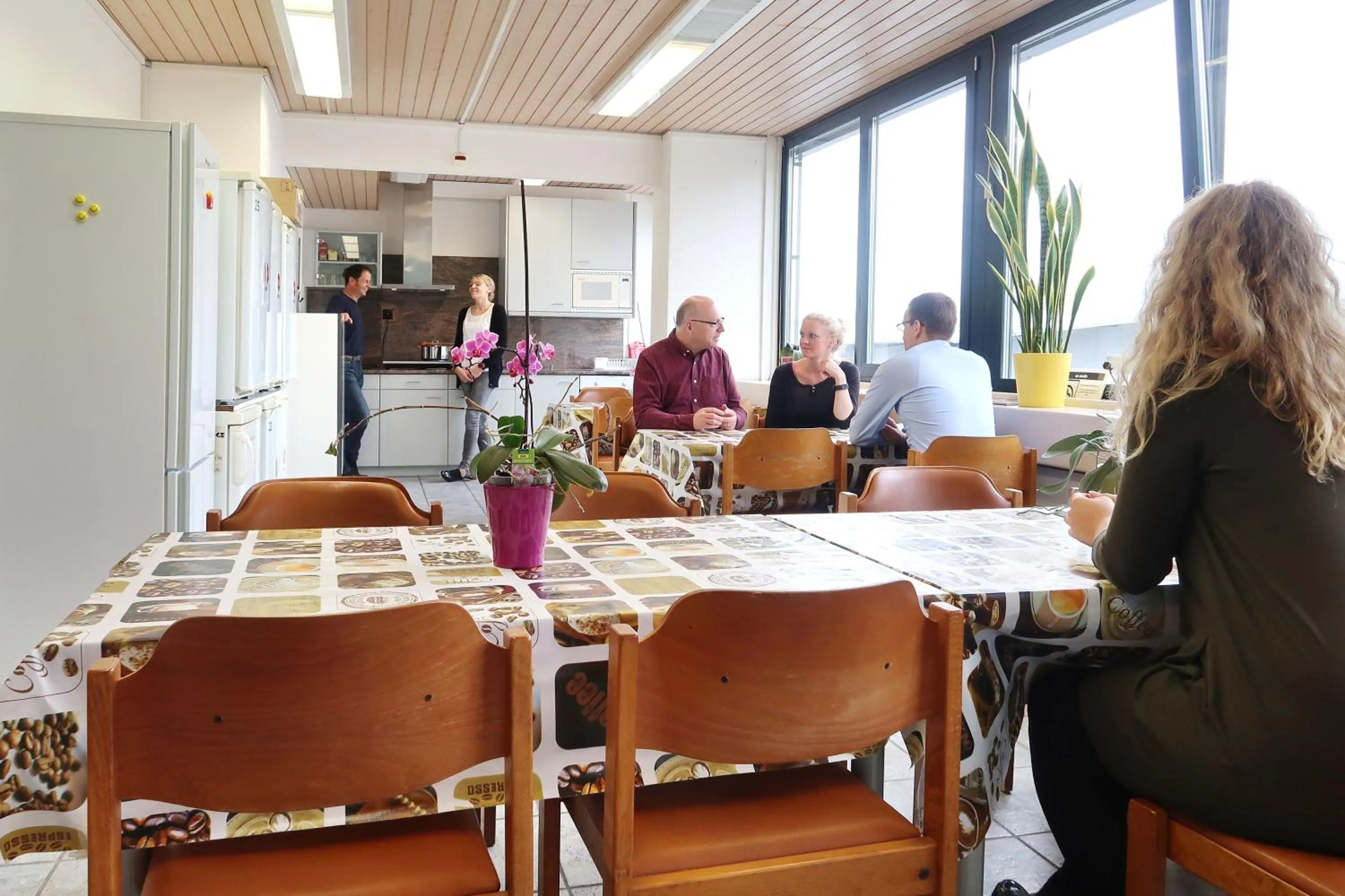 Communal kitchen in Budget Motel Self Check-In