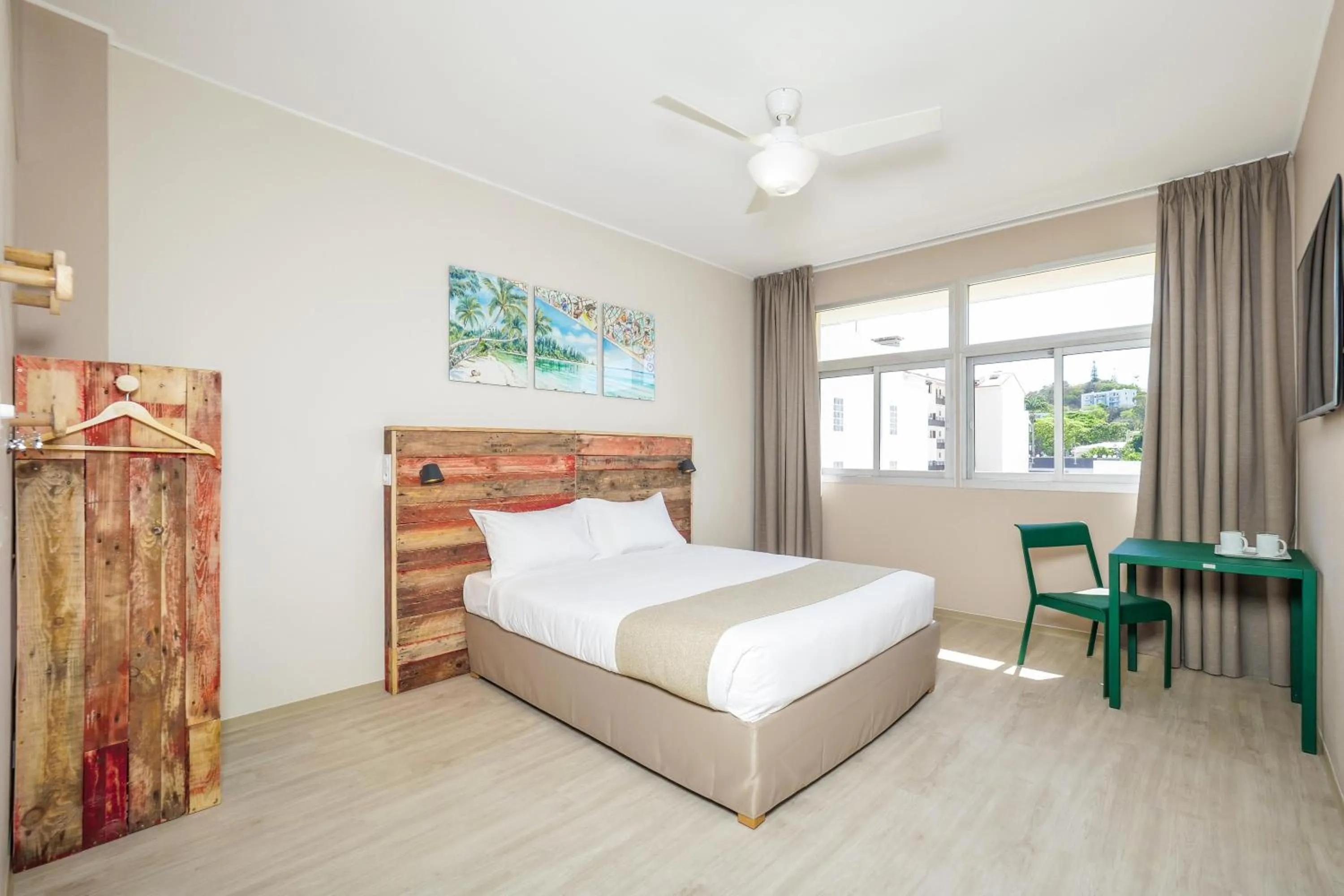 Bed in Gondwana City Art