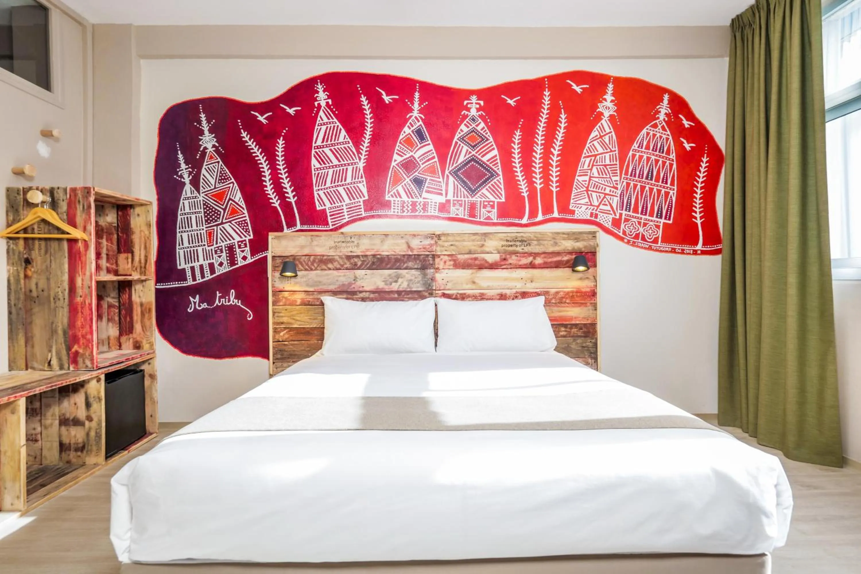 Bed in Gondwana City Art