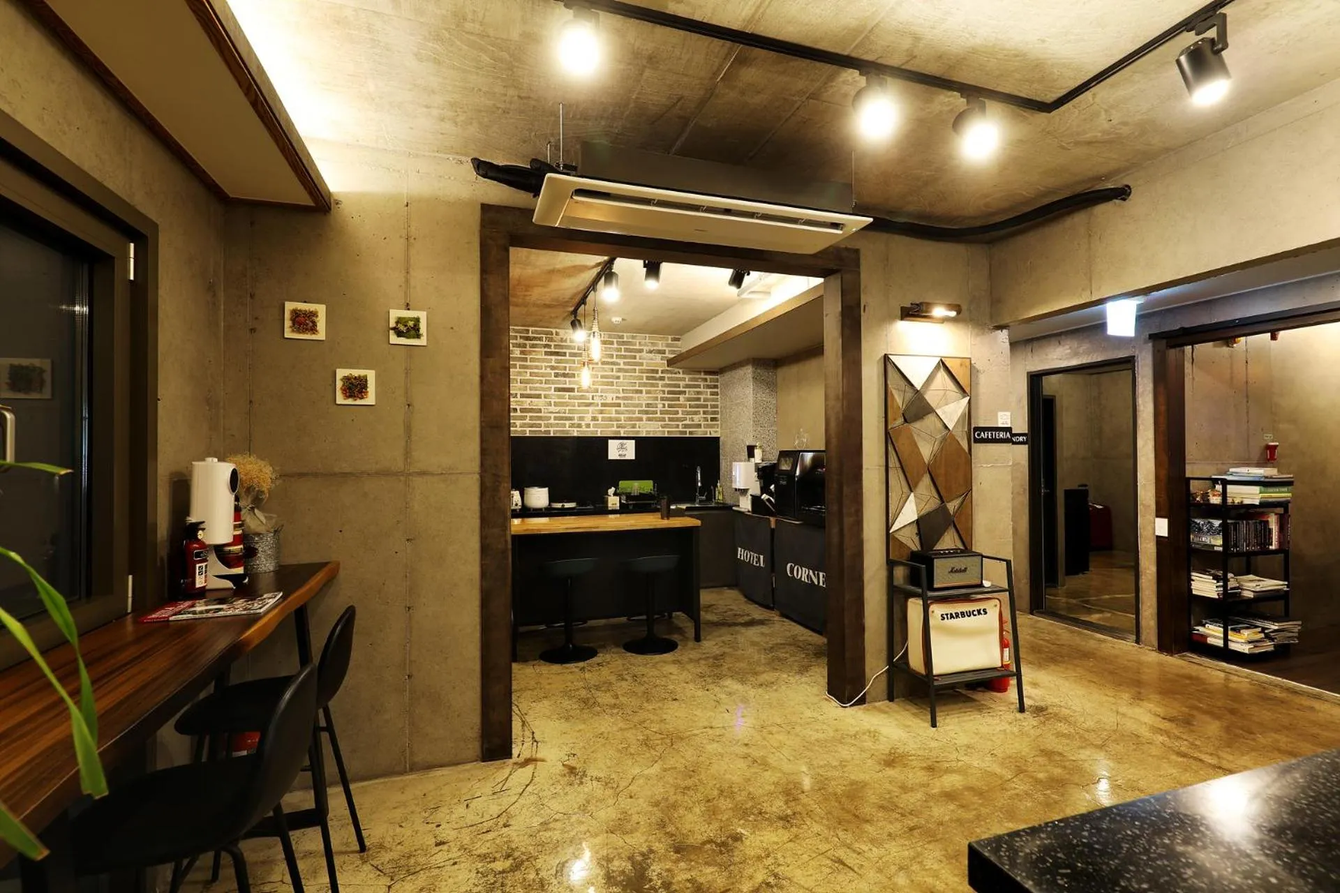 Communal kitchen in Cornerstone Hotel