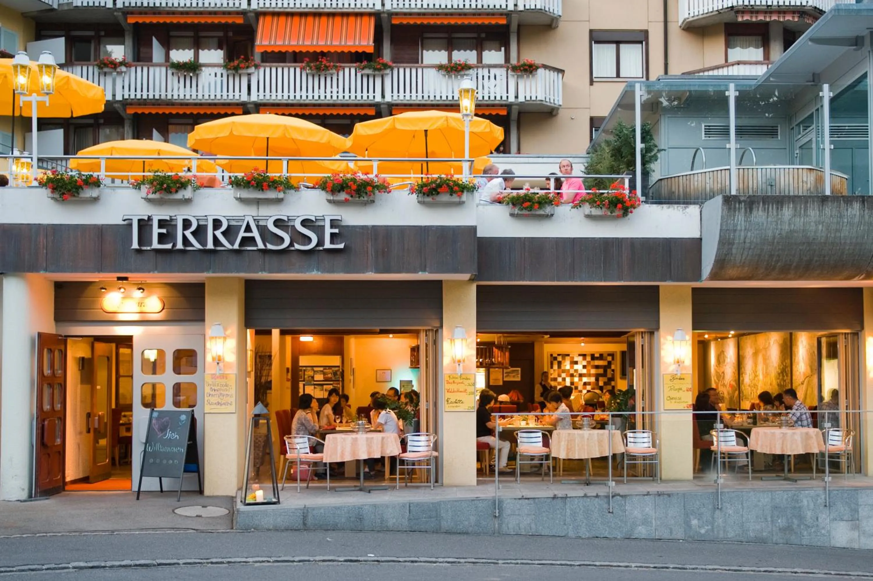 Restaurant/places to eat in Hotel Silberhorn - Residences & Spa Wengen