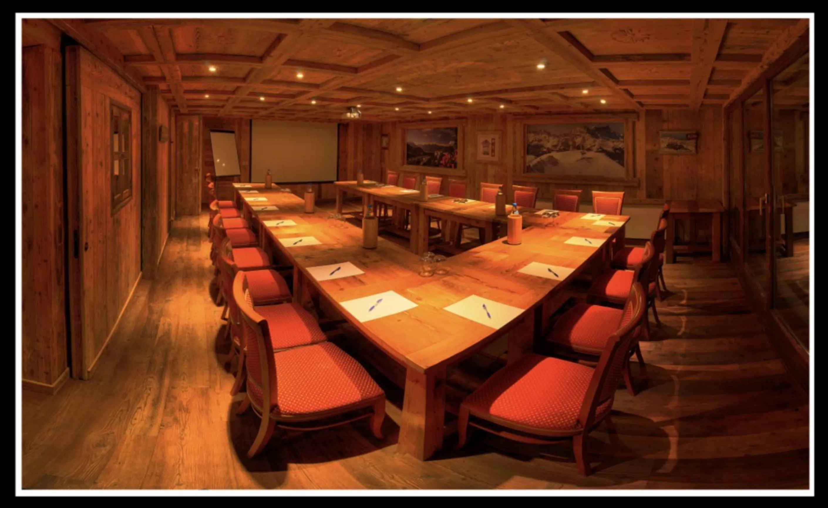 Business facilities in Hôtel Le Grand Chalet