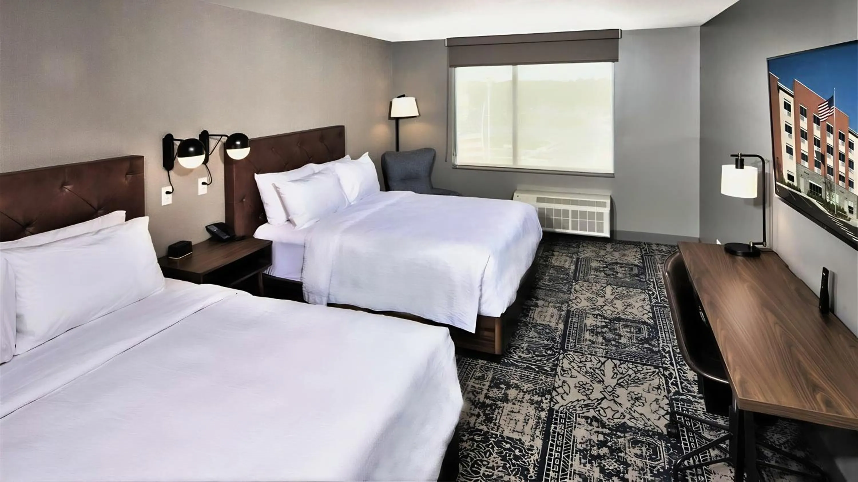Bedroom, Bed in Four Points by Sheraton Albany