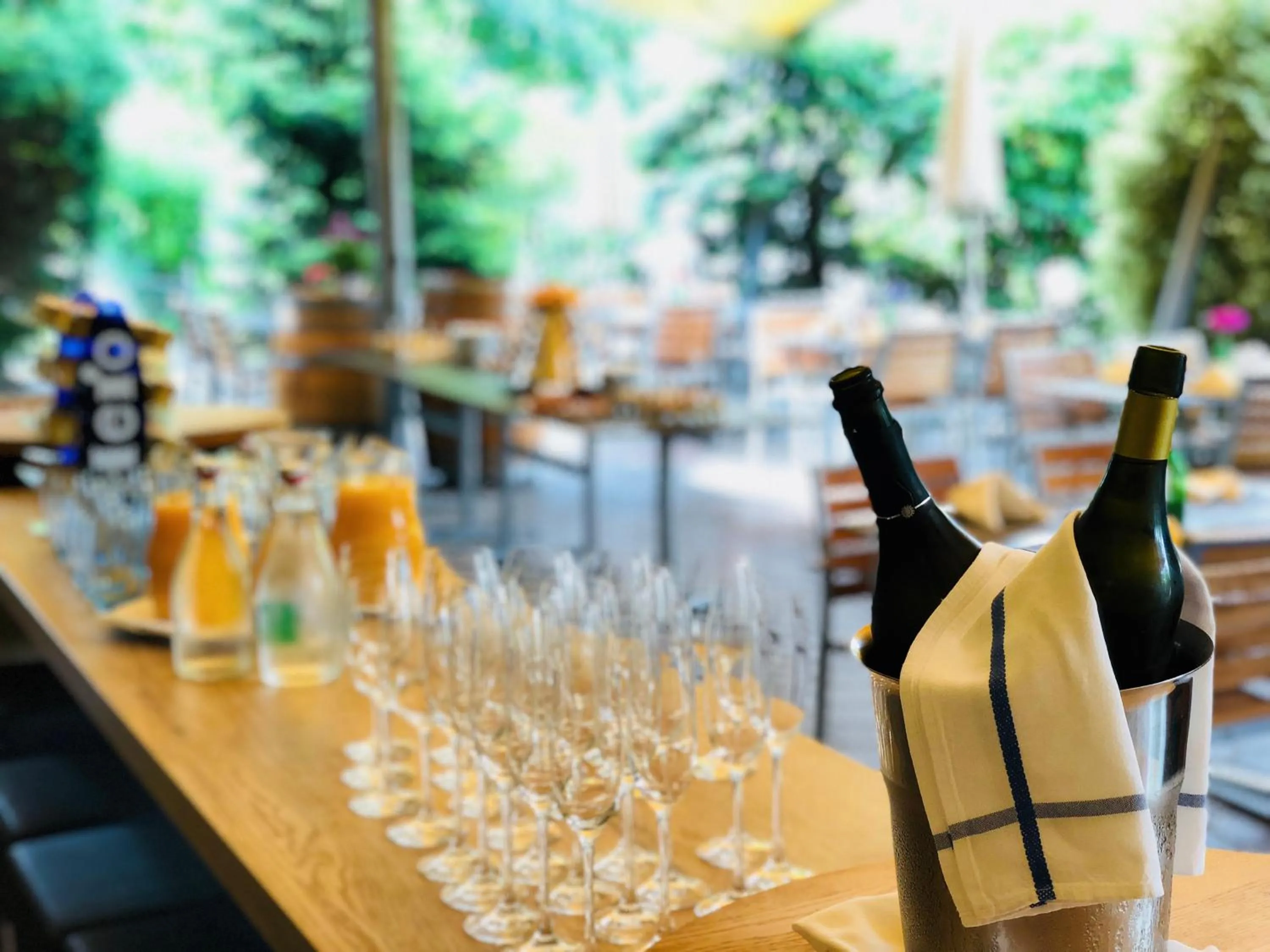 Restaurant/places to eat in Hotel Felmis