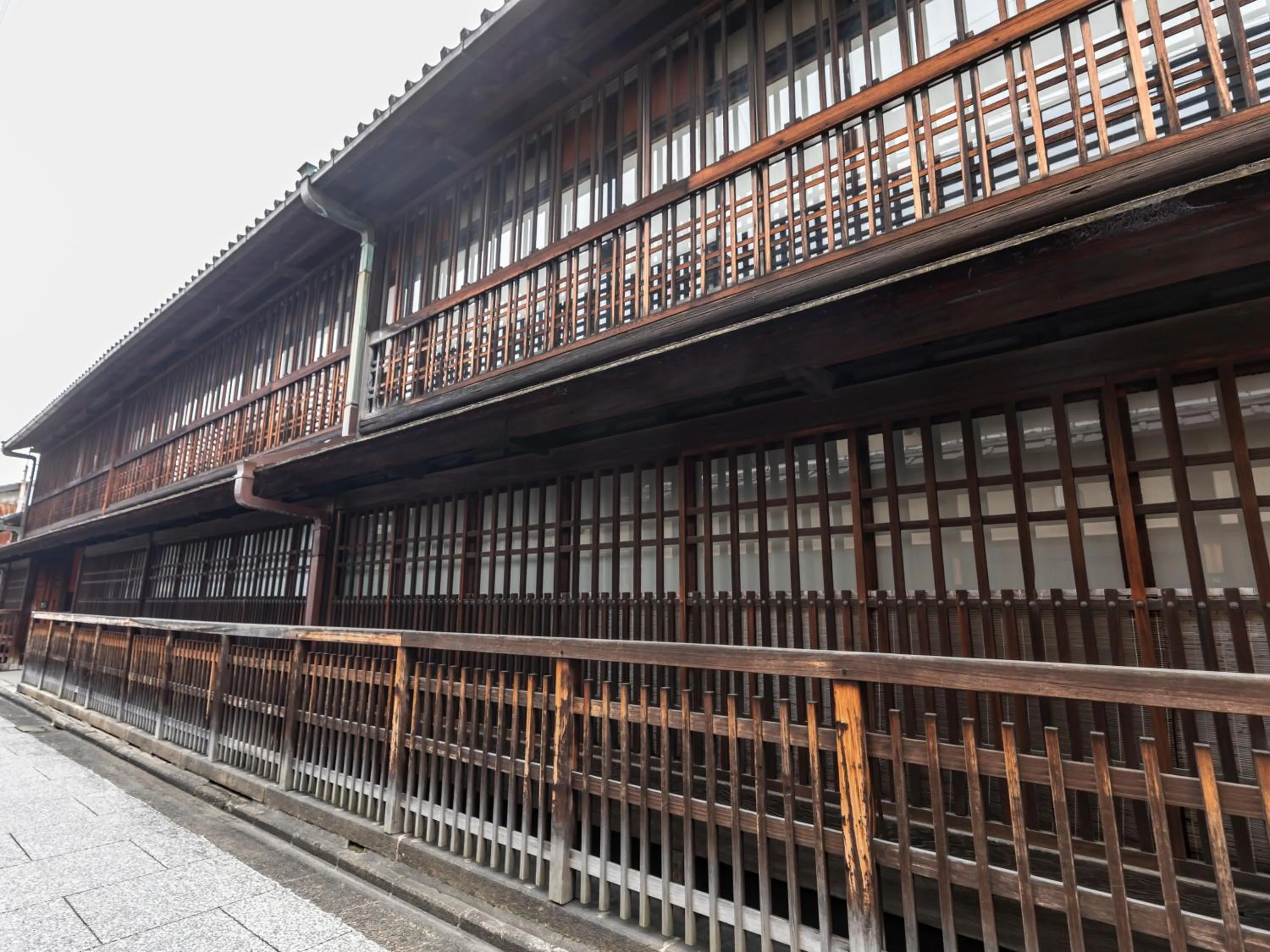 Hale Kyoto Tambaguchi Umekoji Park North