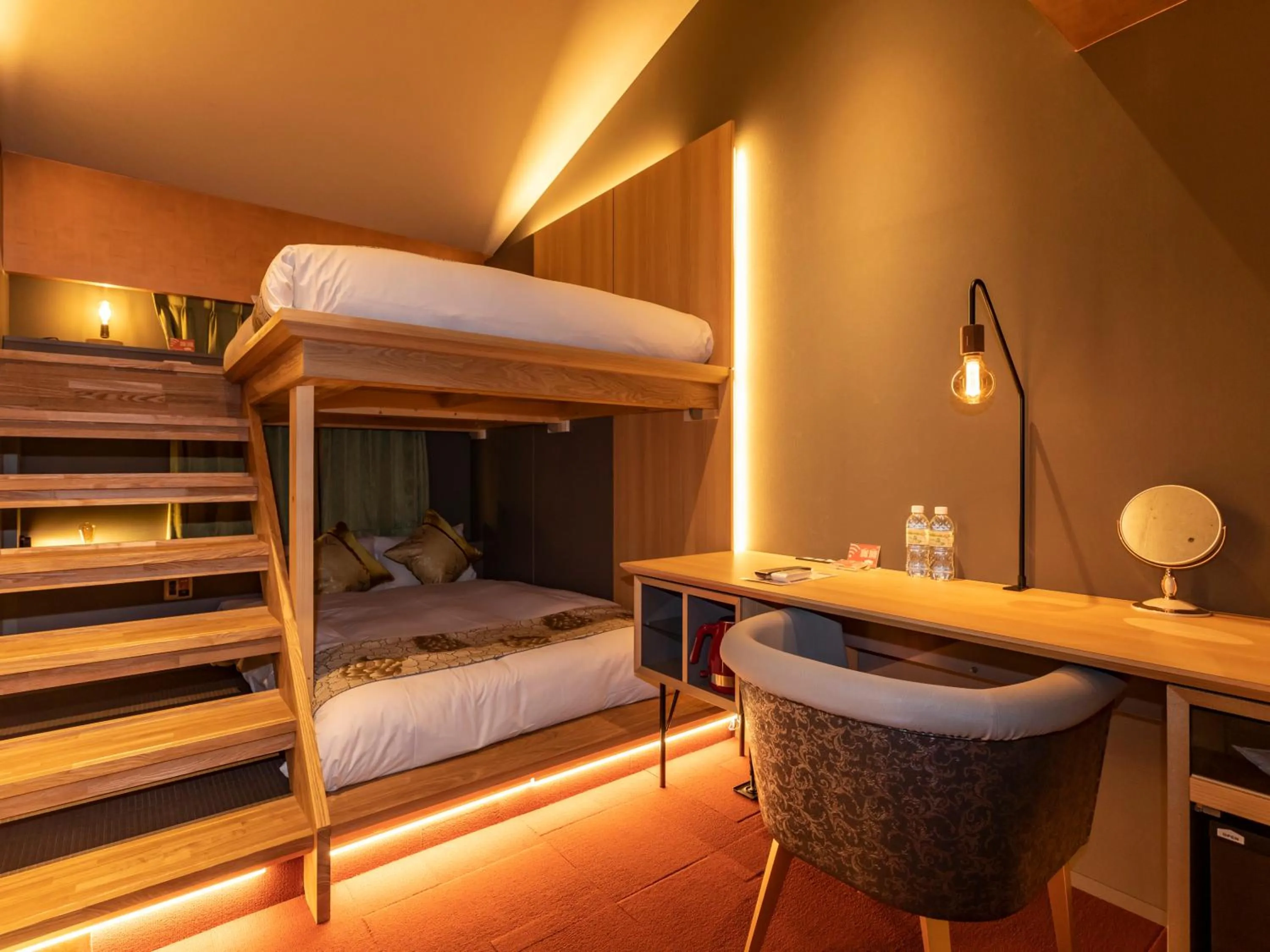 Bed in Hale Kyoto Tambaguchi Umekoji Park North