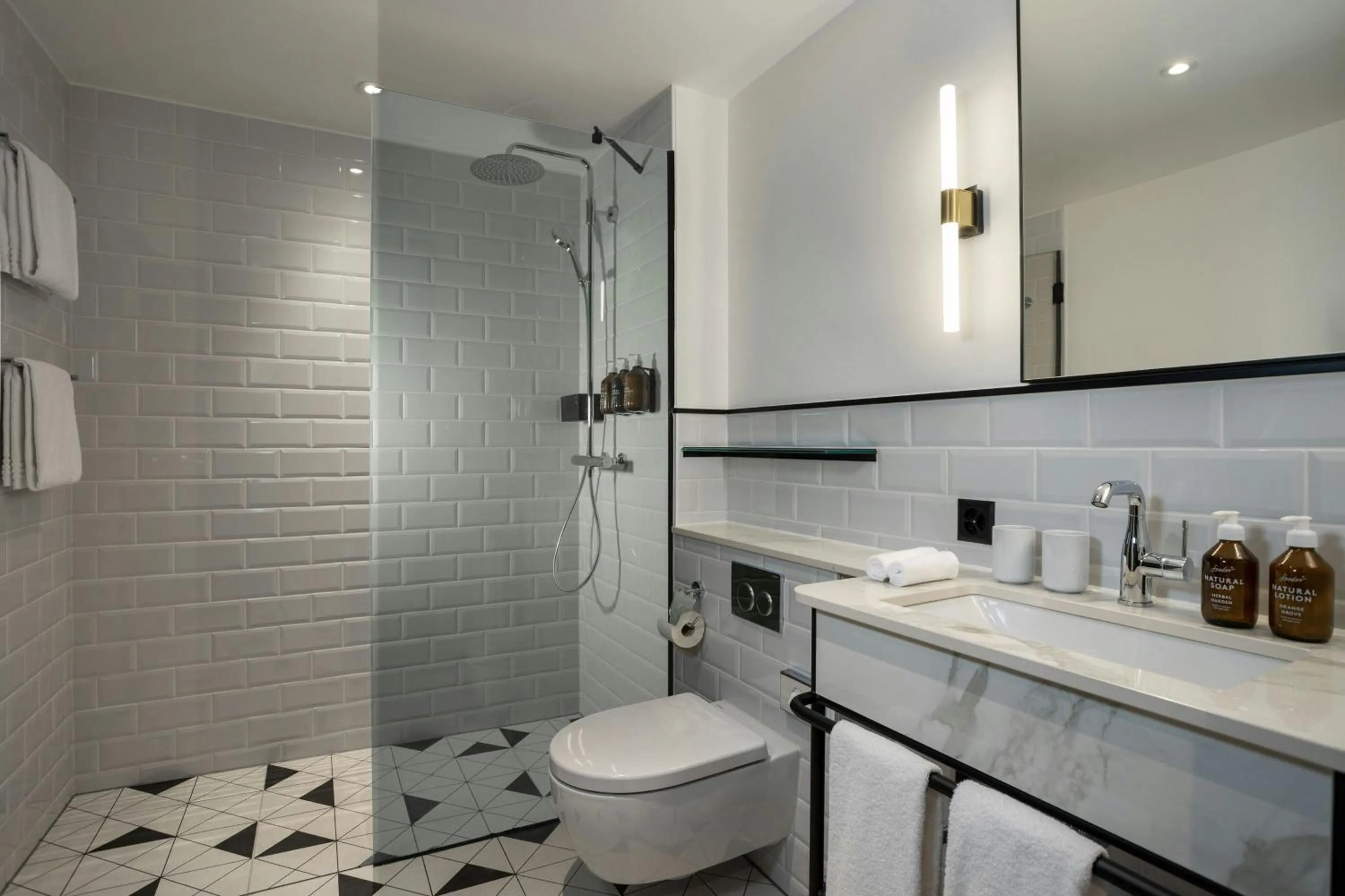 Bathroom in Neues Schloss Privat Hotel Zurich, Autograph Collection