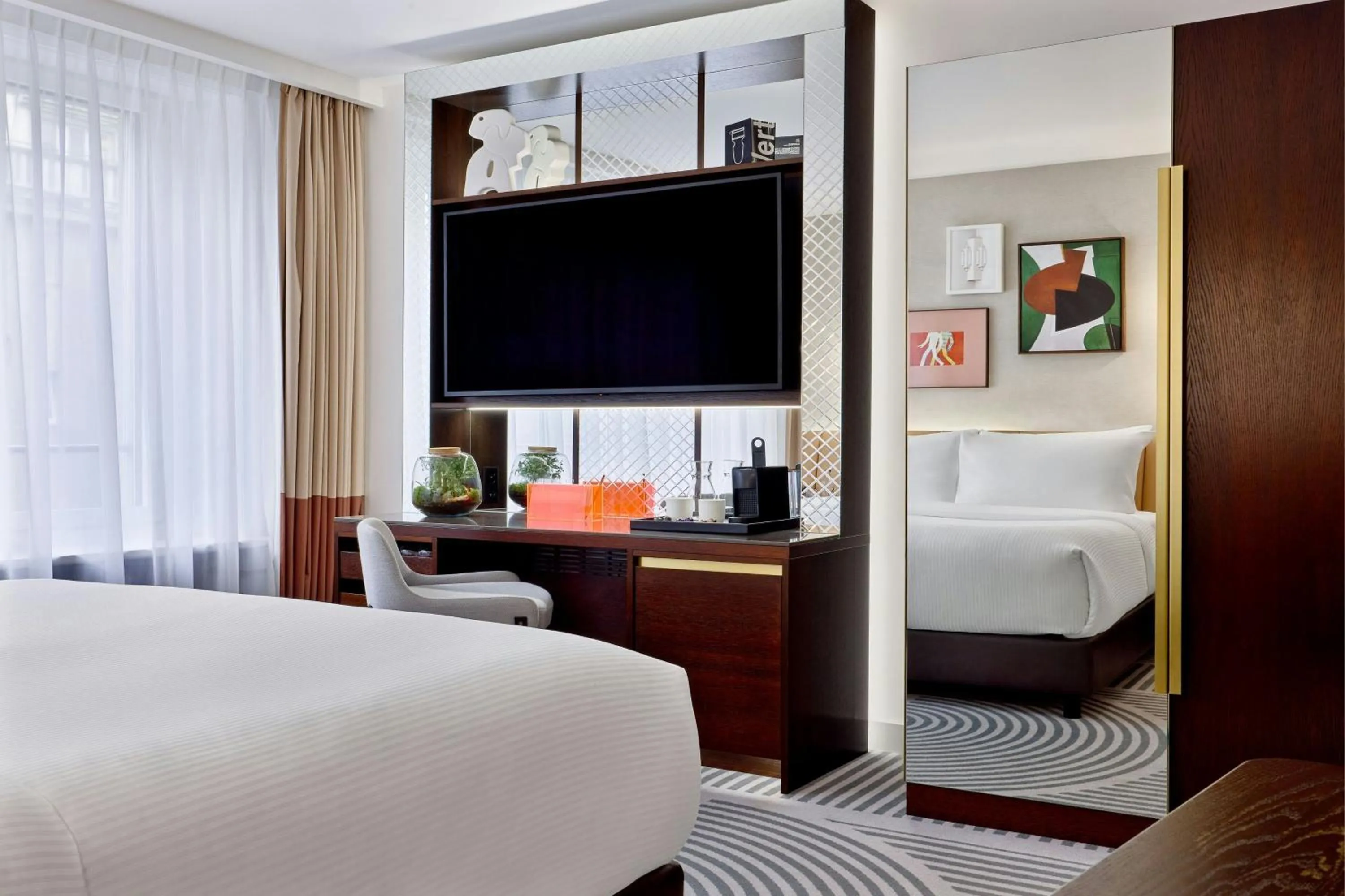 Photo of the whole room, Bed in Neues Schloss Privat Hotel Zurich, Autograph Collection