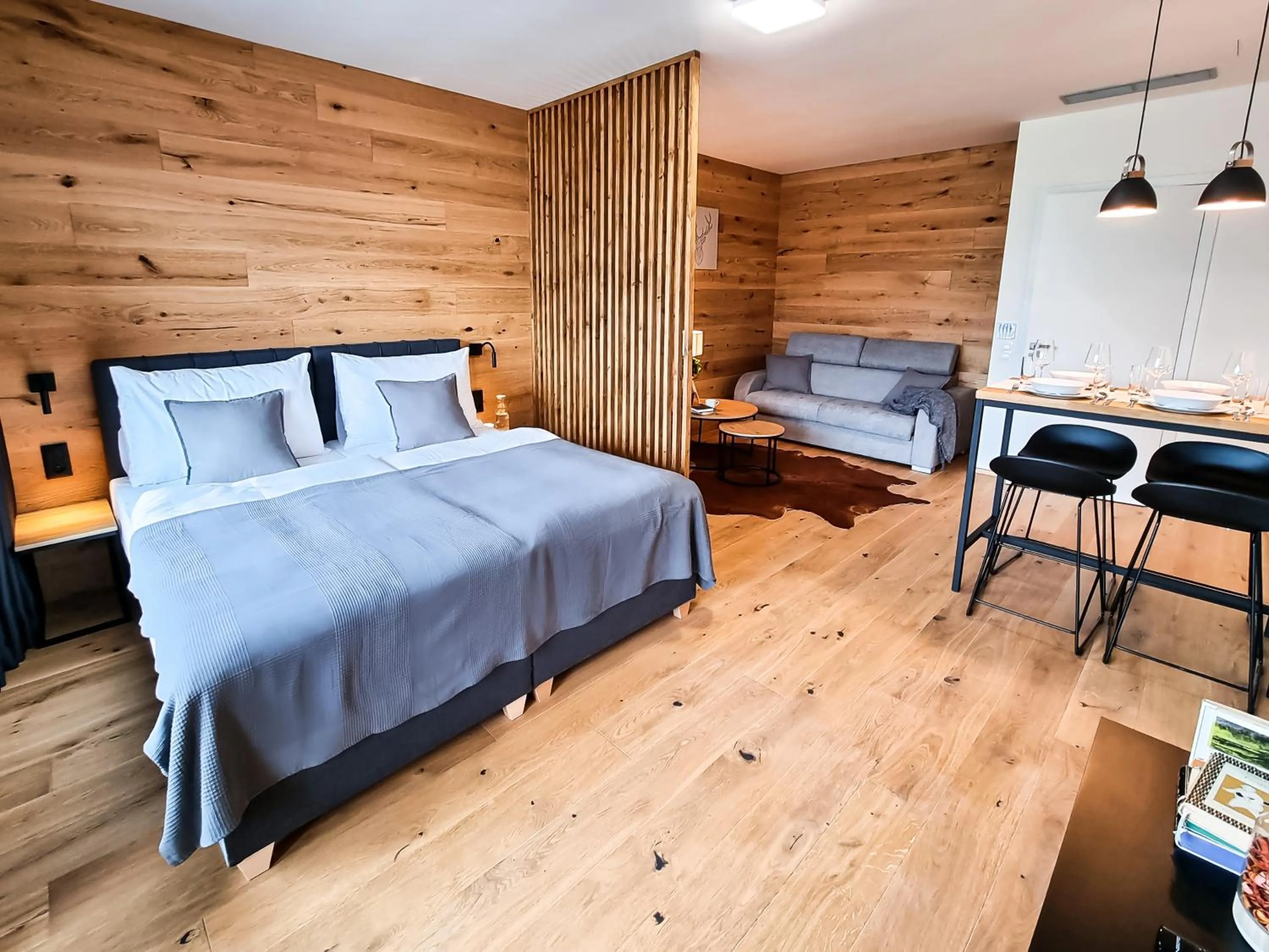 Photo of the whole room, Bed in Tee House Čeladná