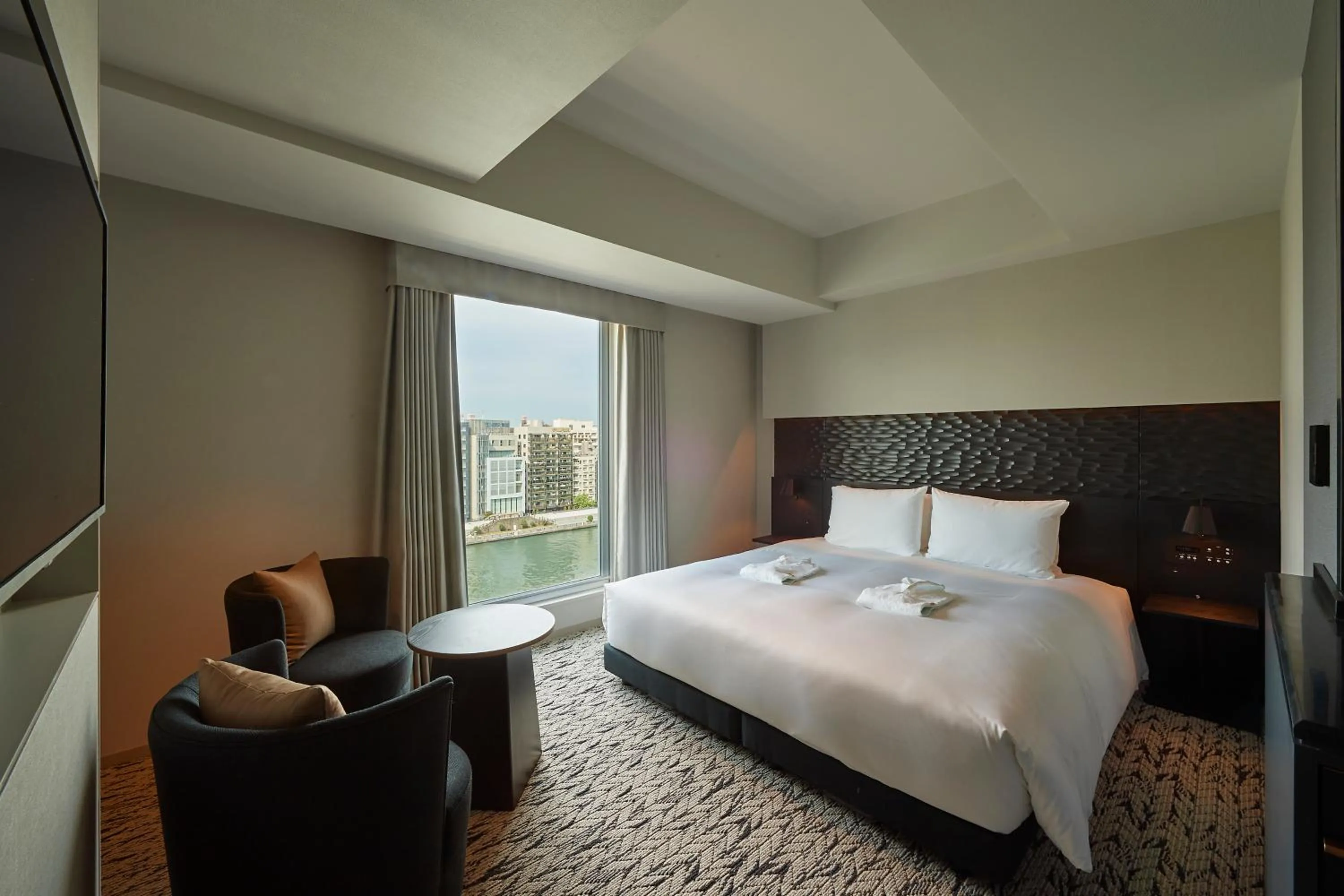 Photo of the whole room, Bed in The Gate Hotel Ryogoku by Hulic