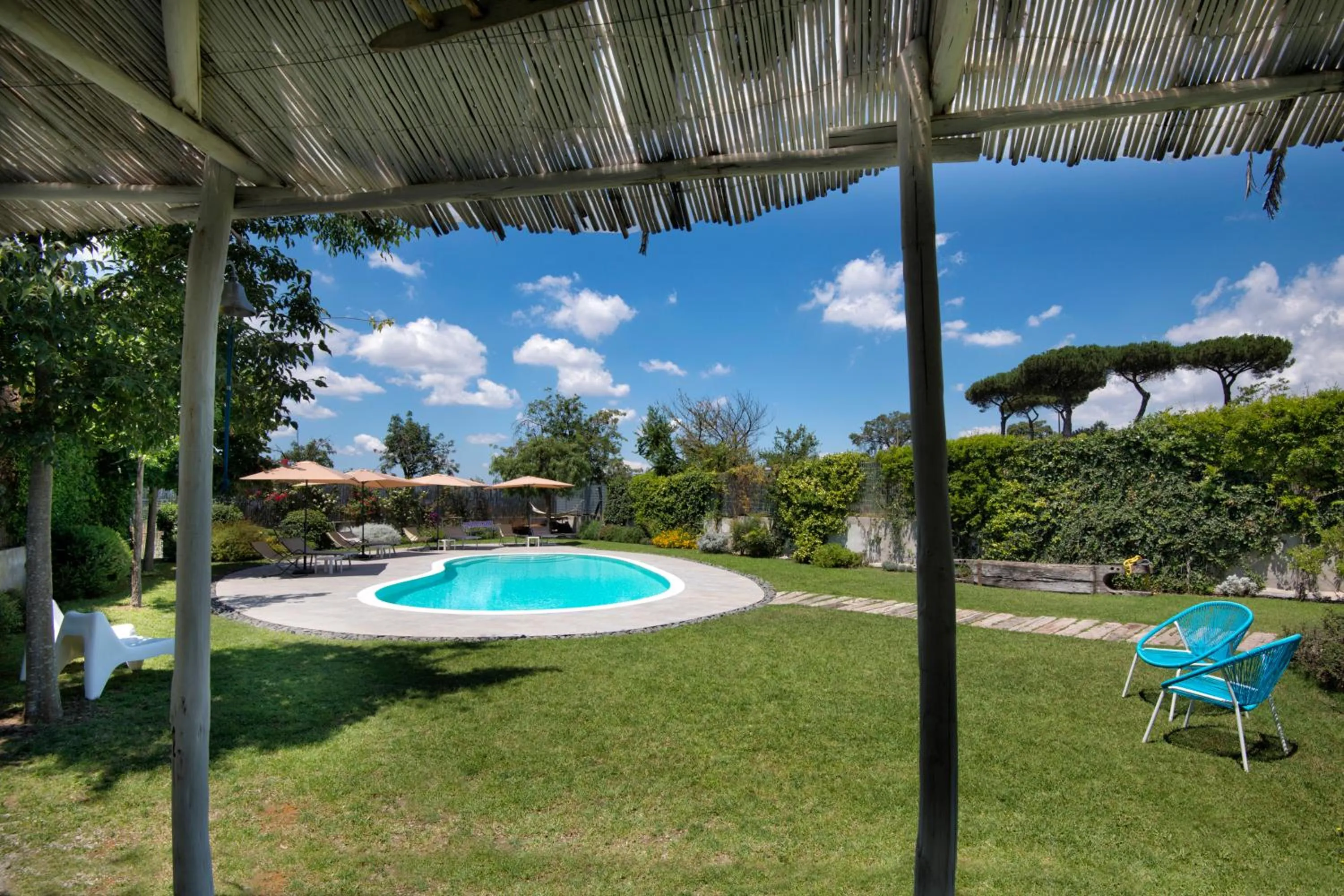 Swimming pool in Maison Di Fiore B&B
