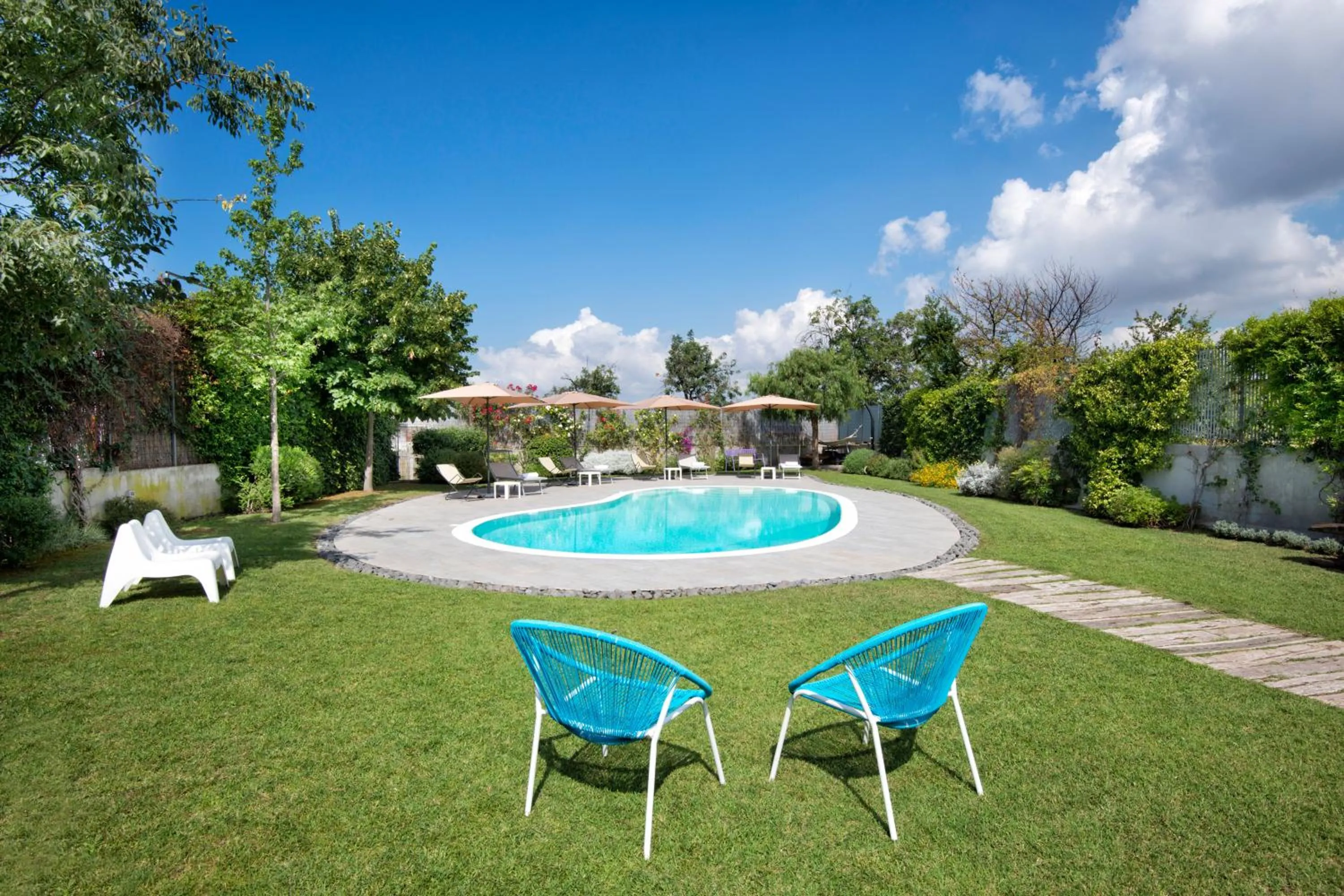 Swimming pool in Maison Di Fiore B&B