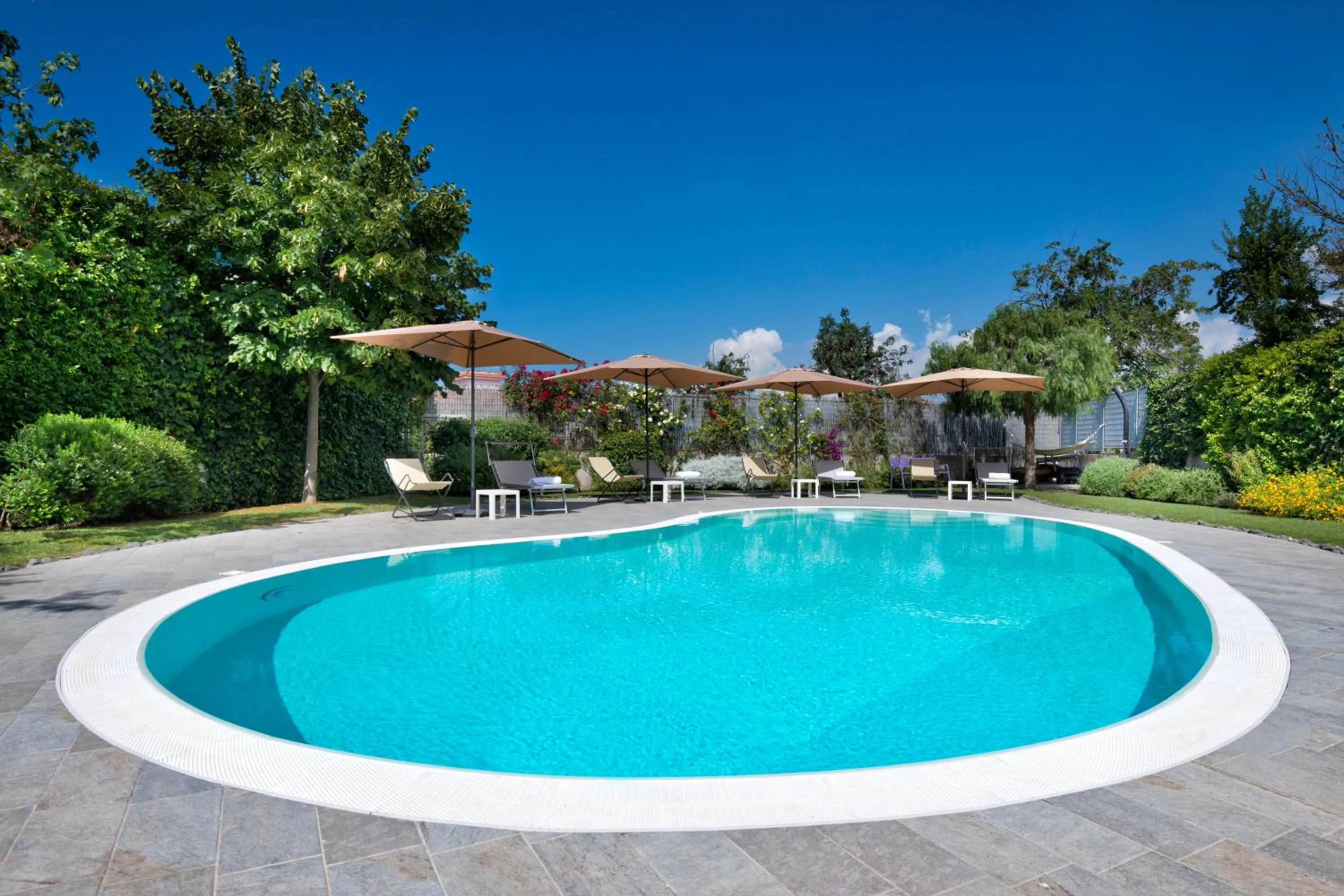 Swimming pool in Maison Di Fiore B&B