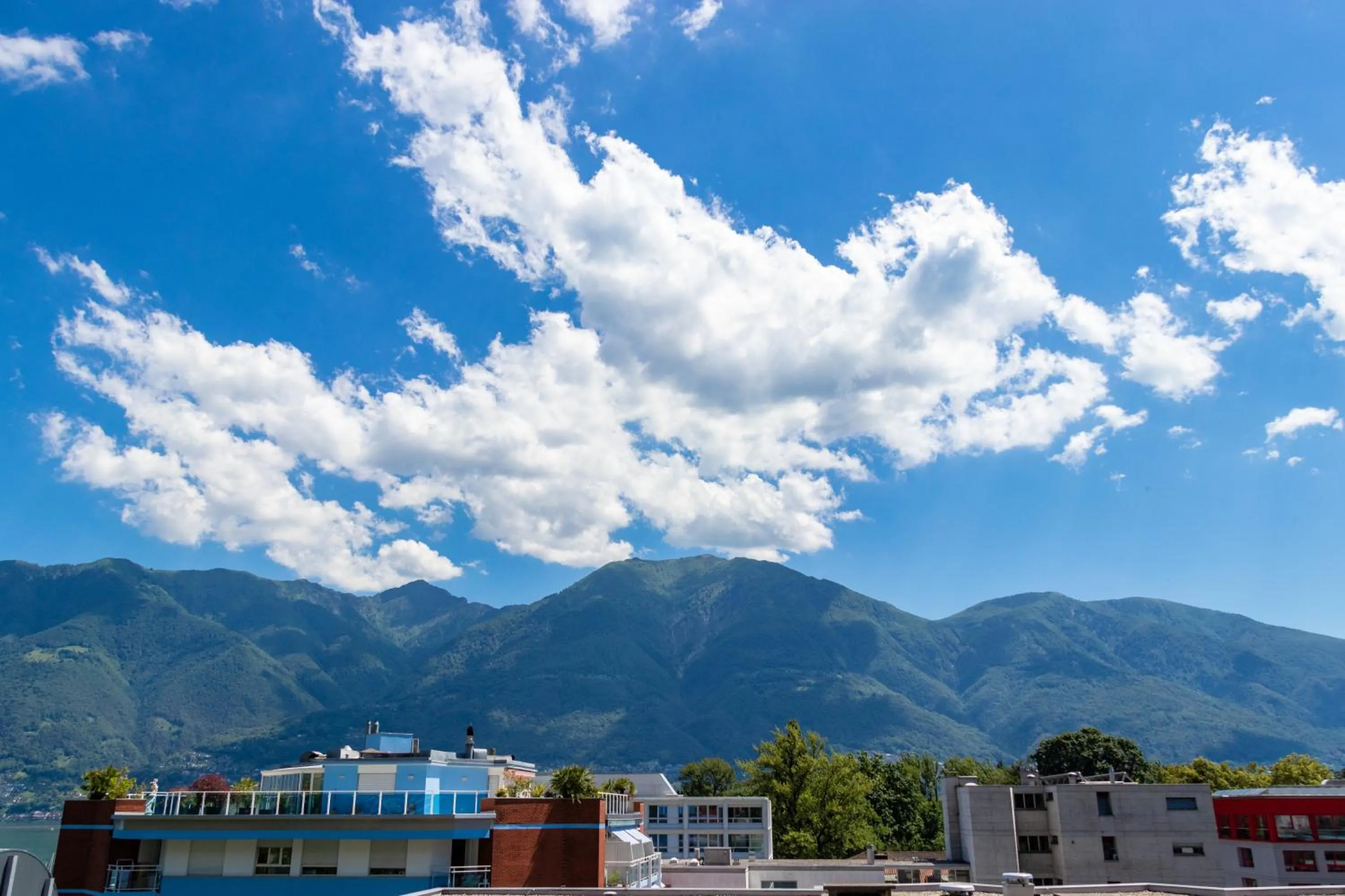 Mountain view in H4 Hotel Arcadia Locarno