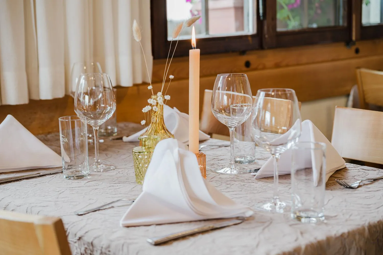 Restaurant/places to eat in Hotel Alpfrieden