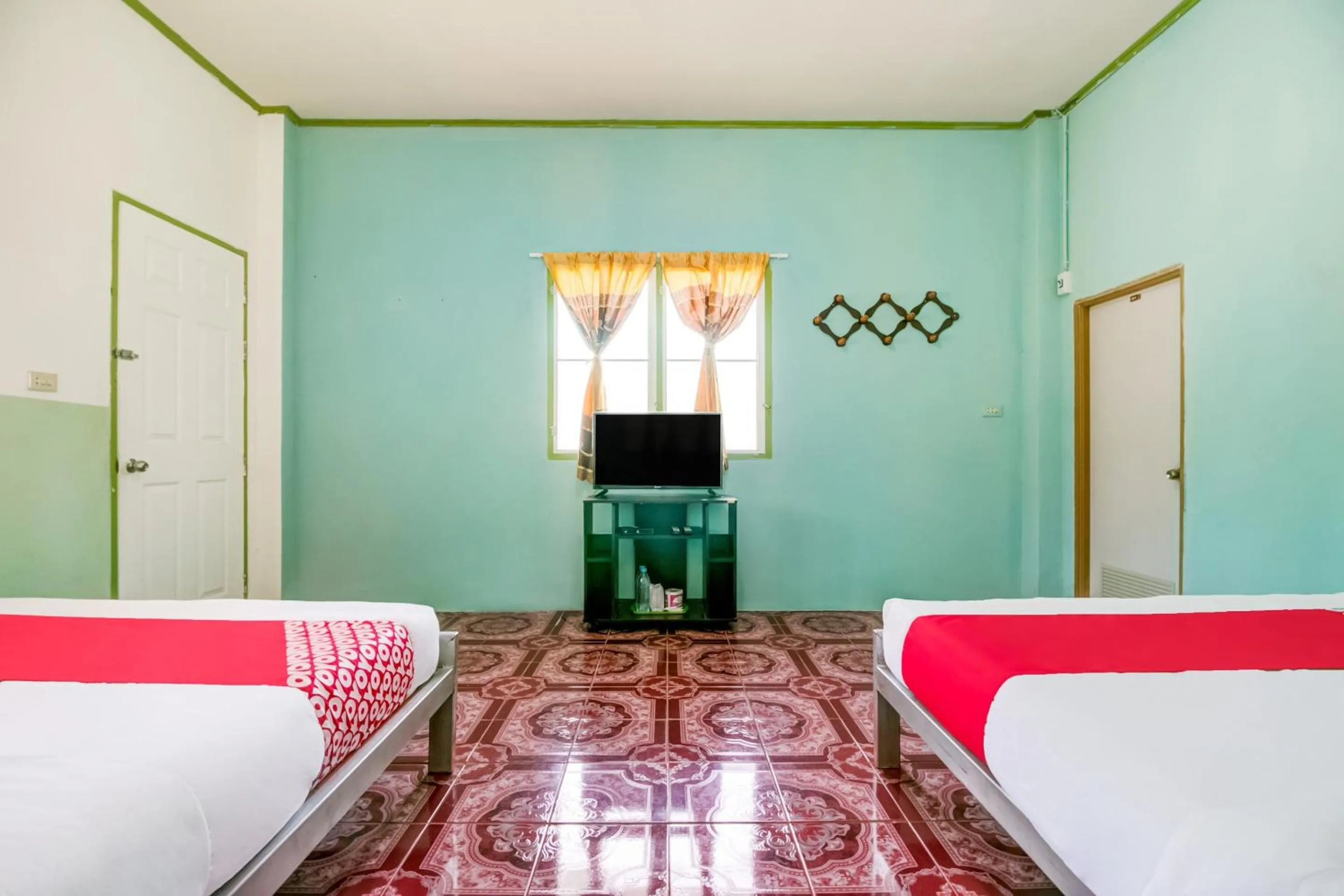 Bedroom in OYO 1080 Kanyapa Resort Kaeng Krachan