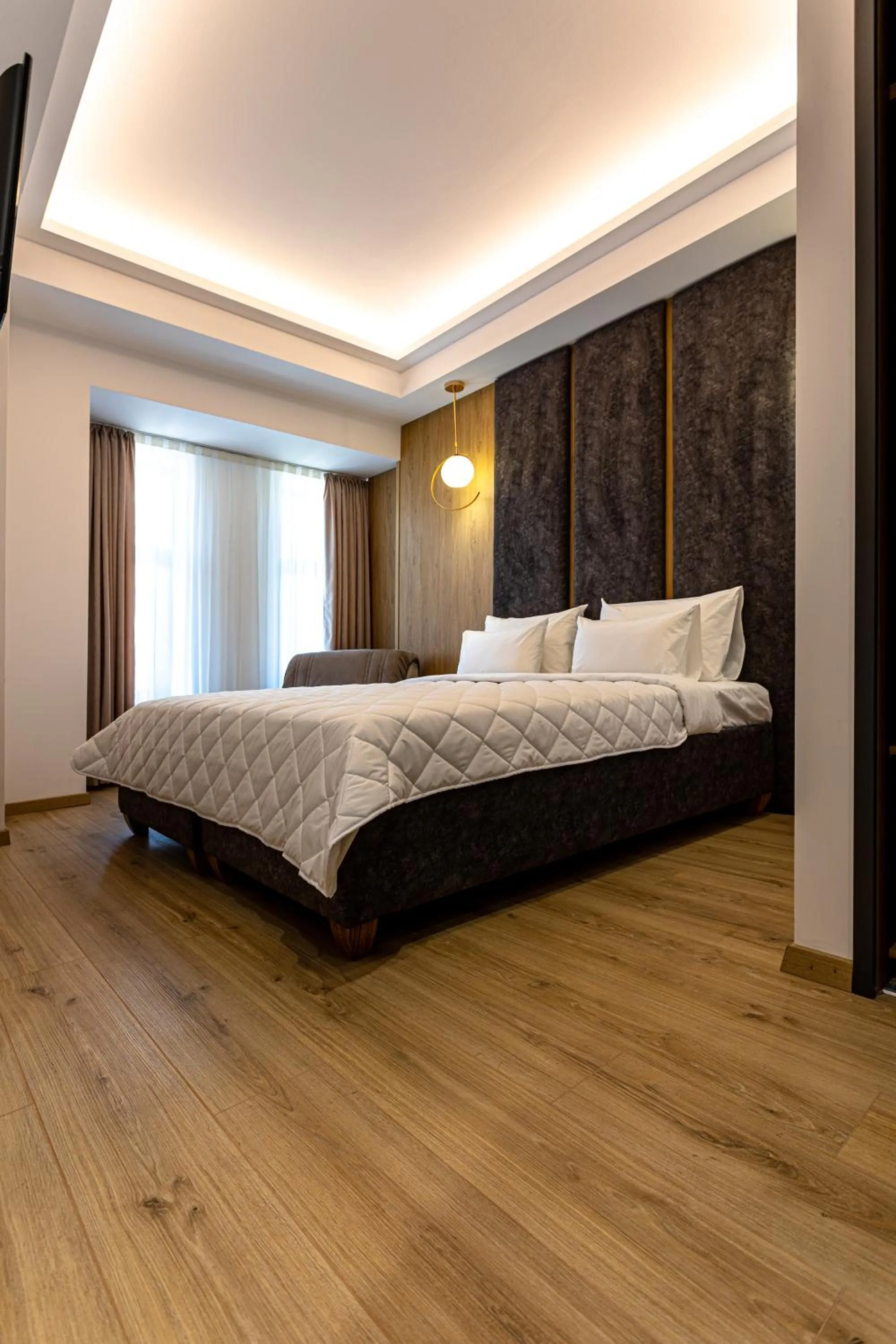 Bed in Grand Central Hotel