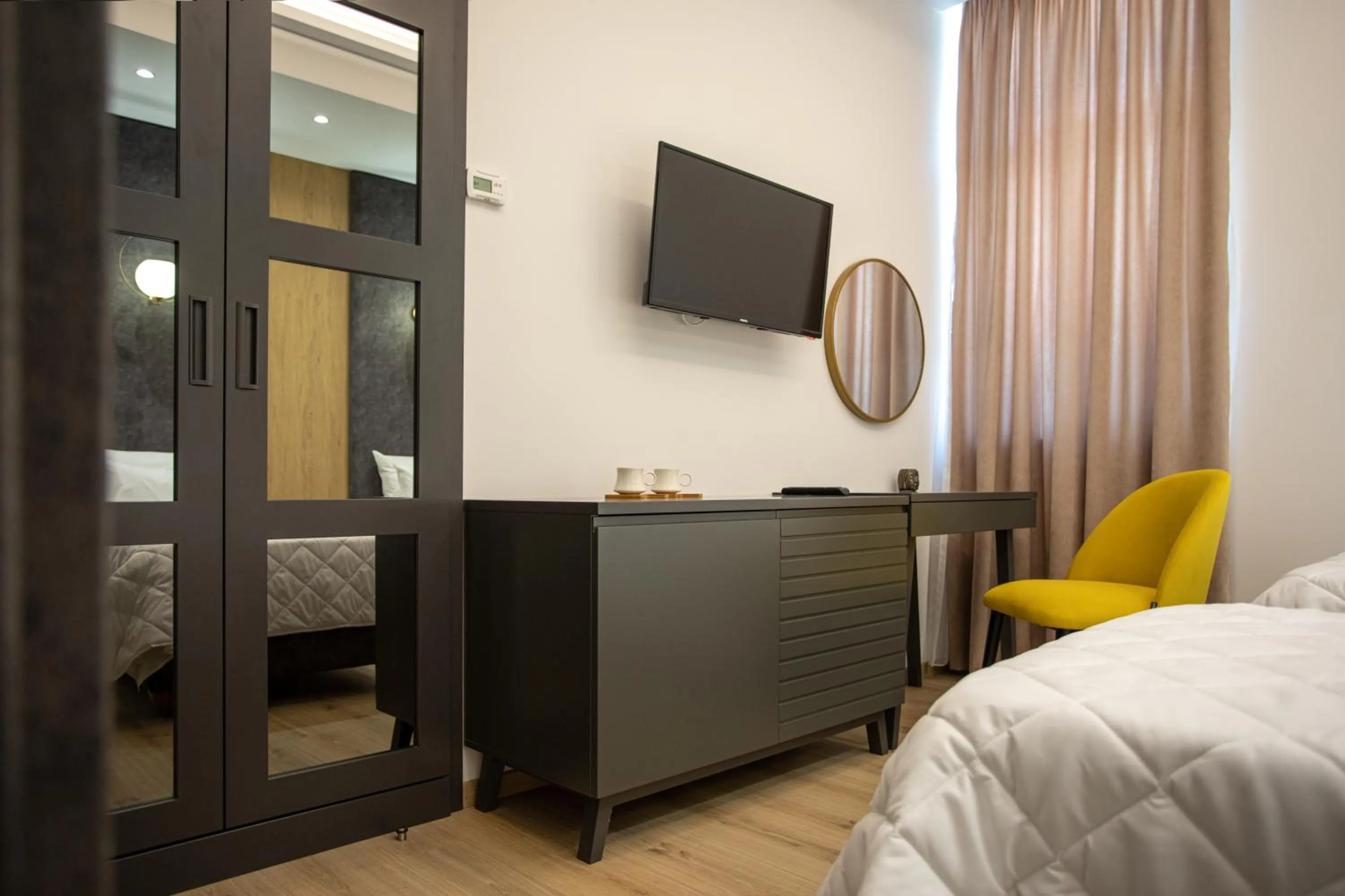 Bed in Grand Central Hotel