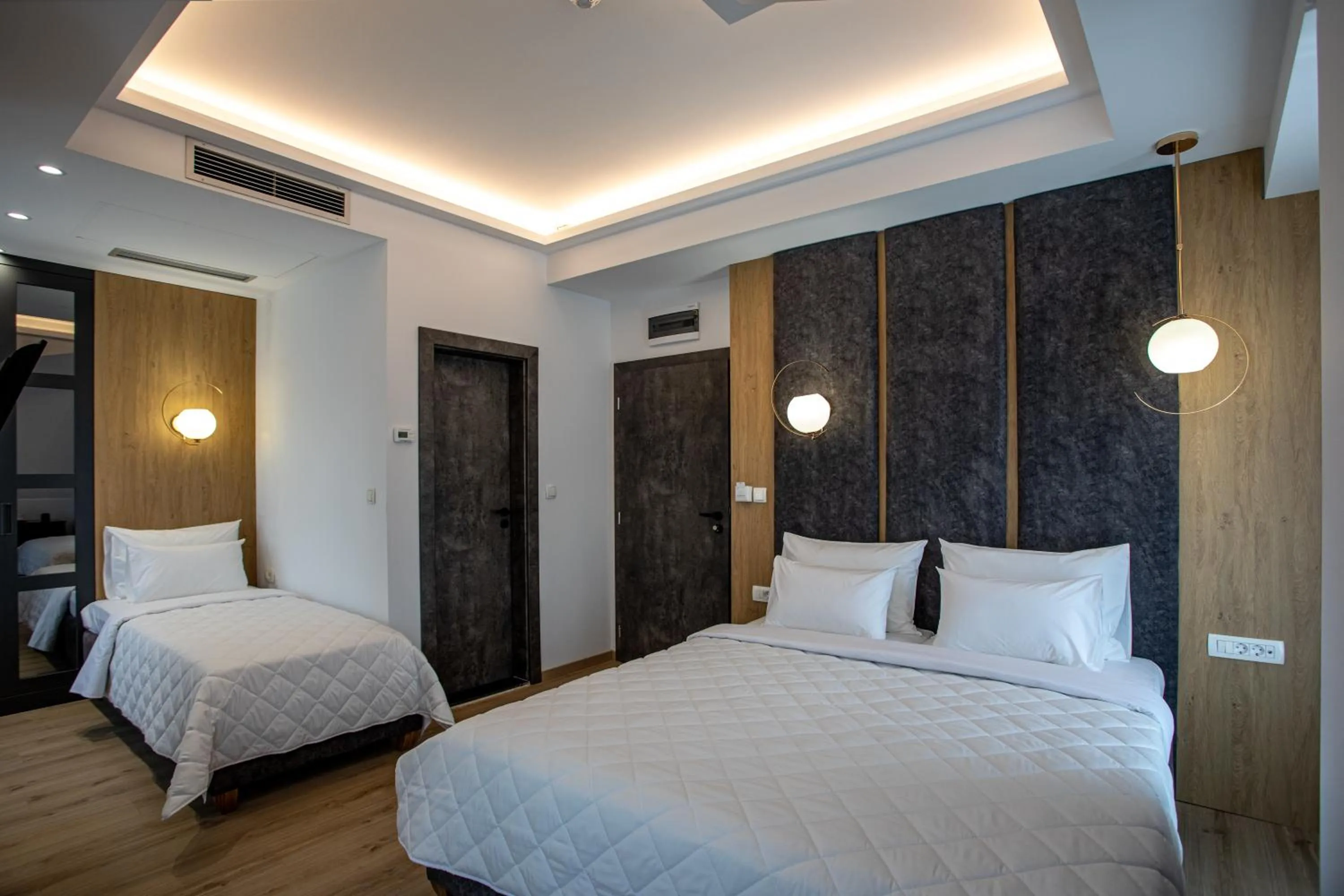 Bed in Grand Central Hotel