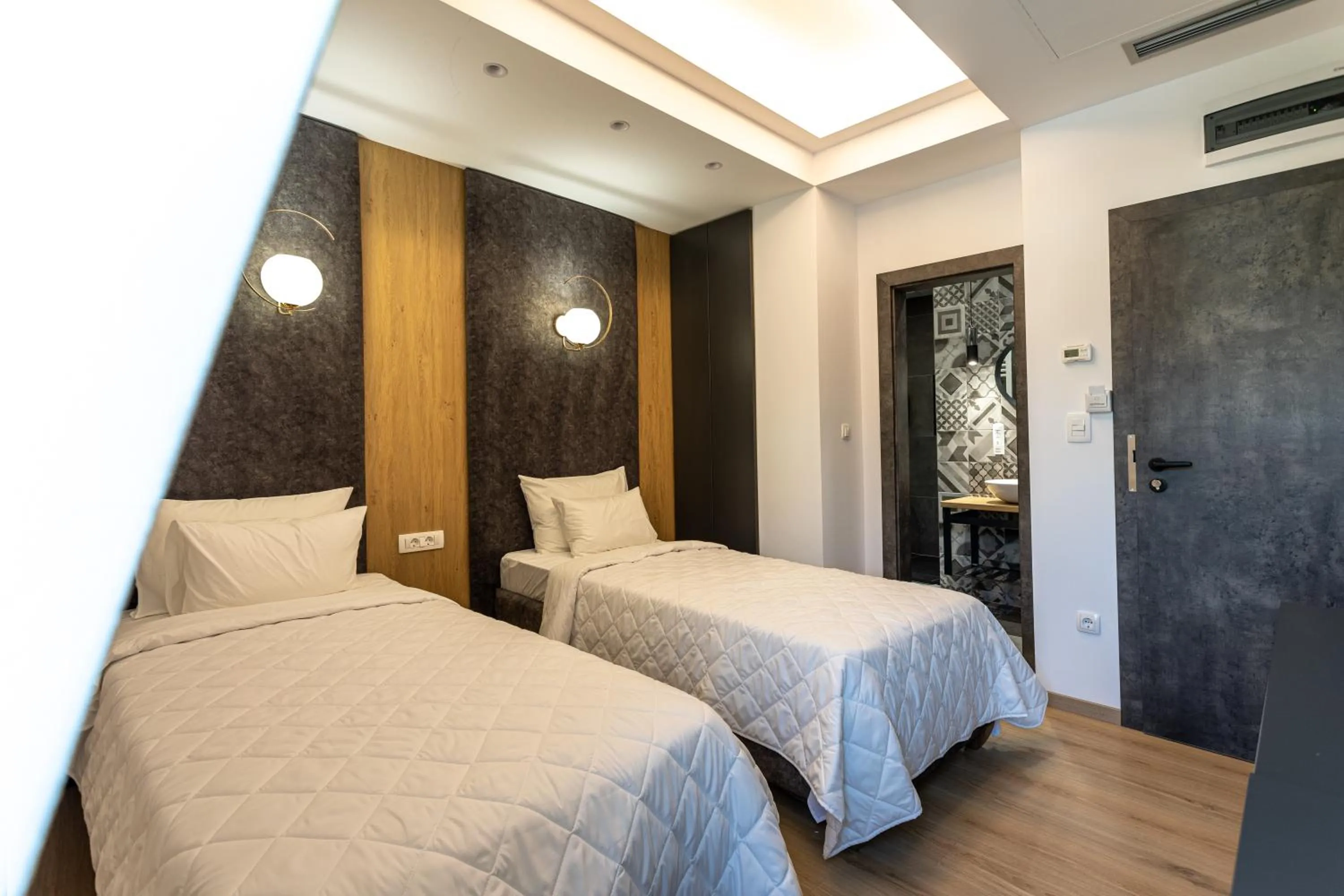 Bed in Grand Central Hotel