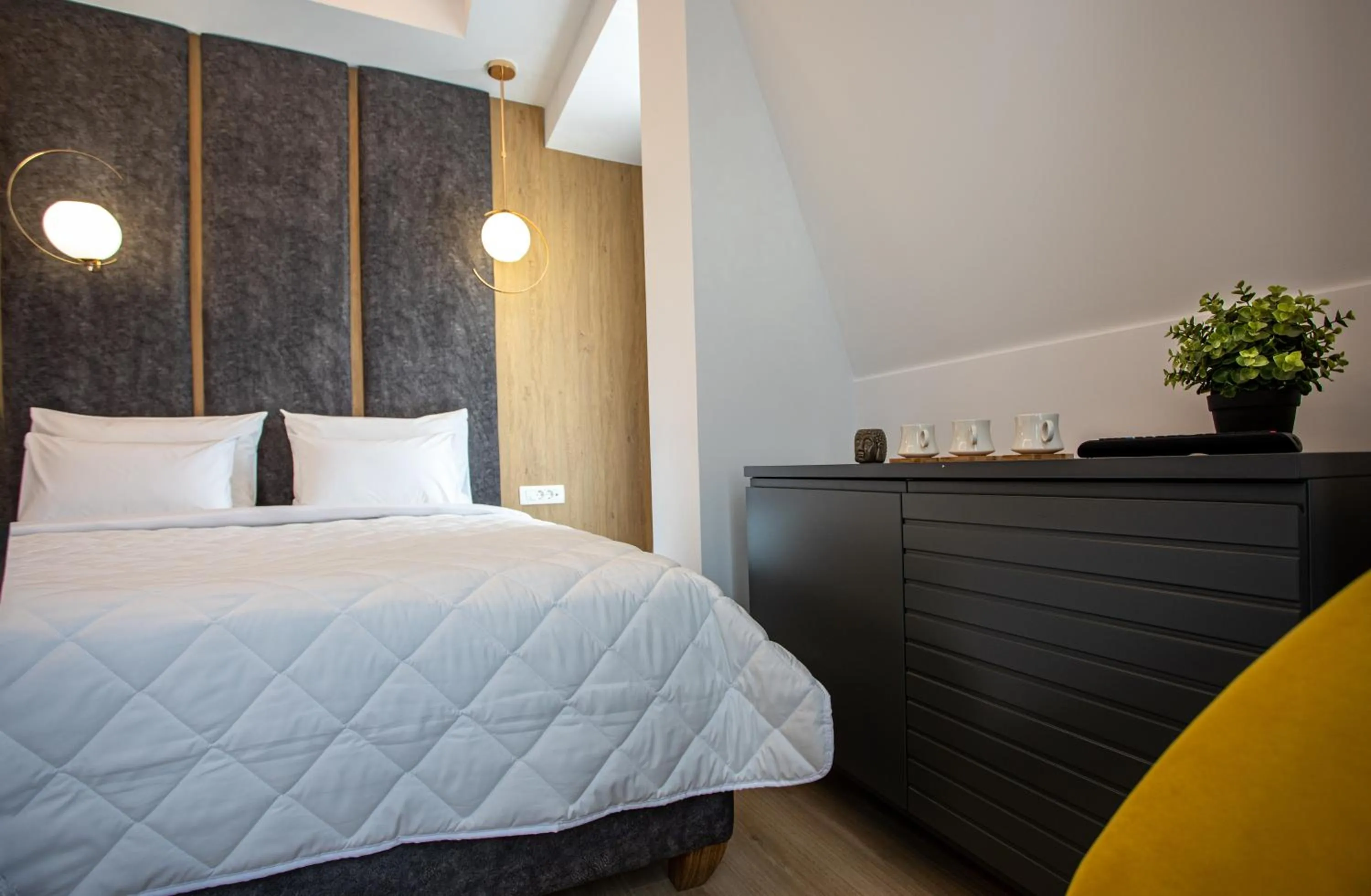 Bed in Grand Central Hotel