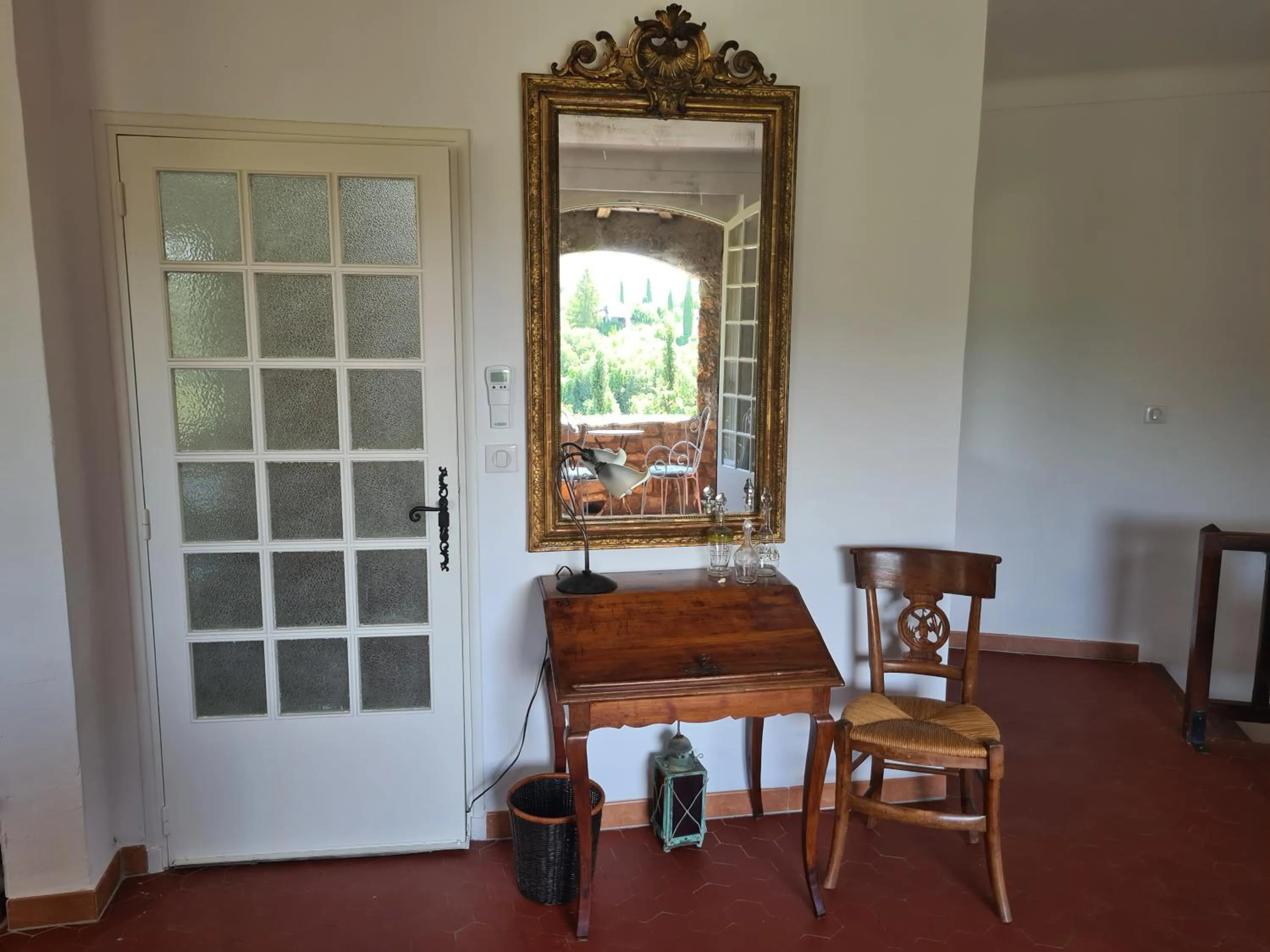 Seating area in La Sentinelle