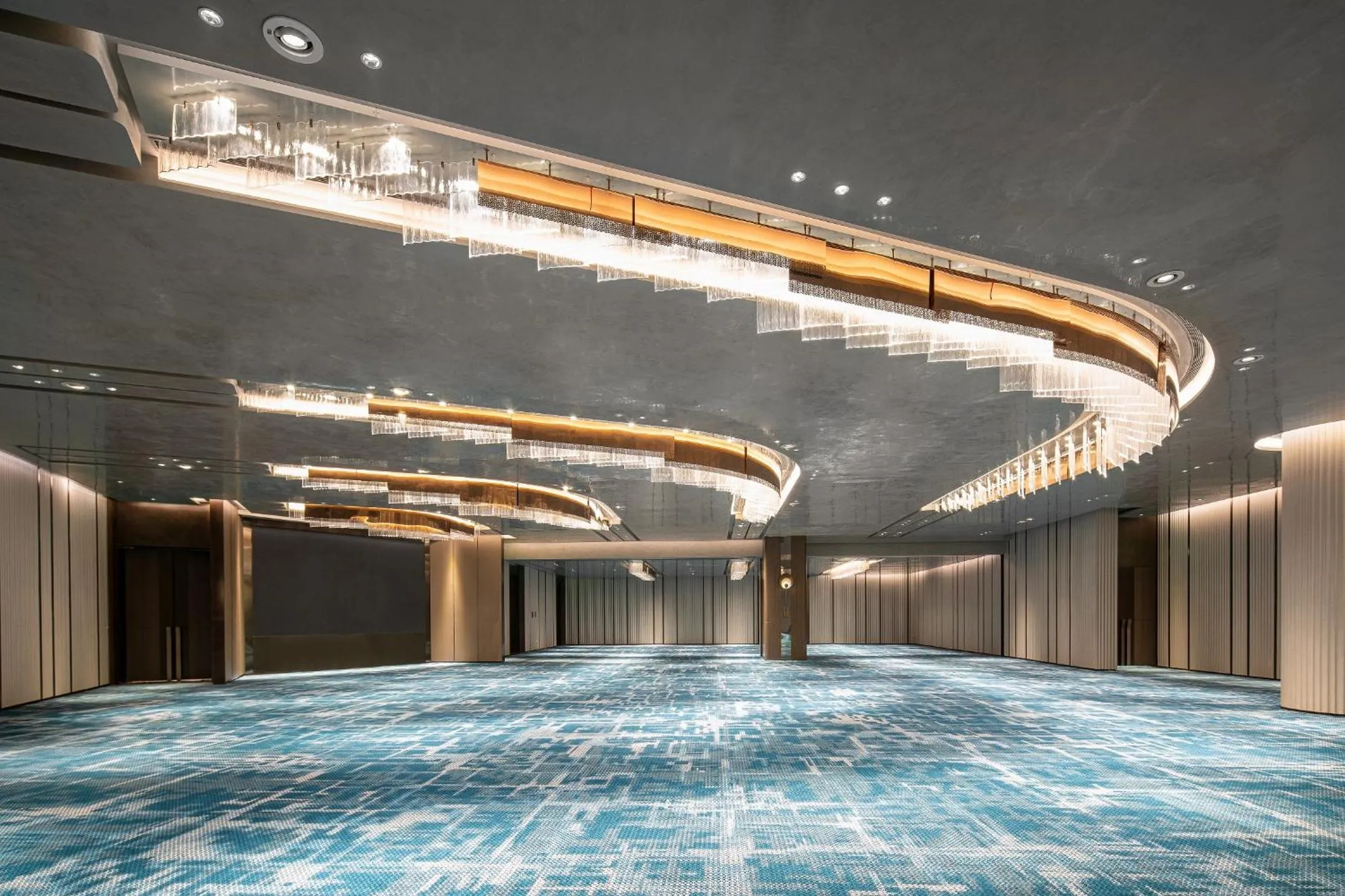 Meeting/conference room in Crowne Plaza Shanghai Hongqiao by IHG