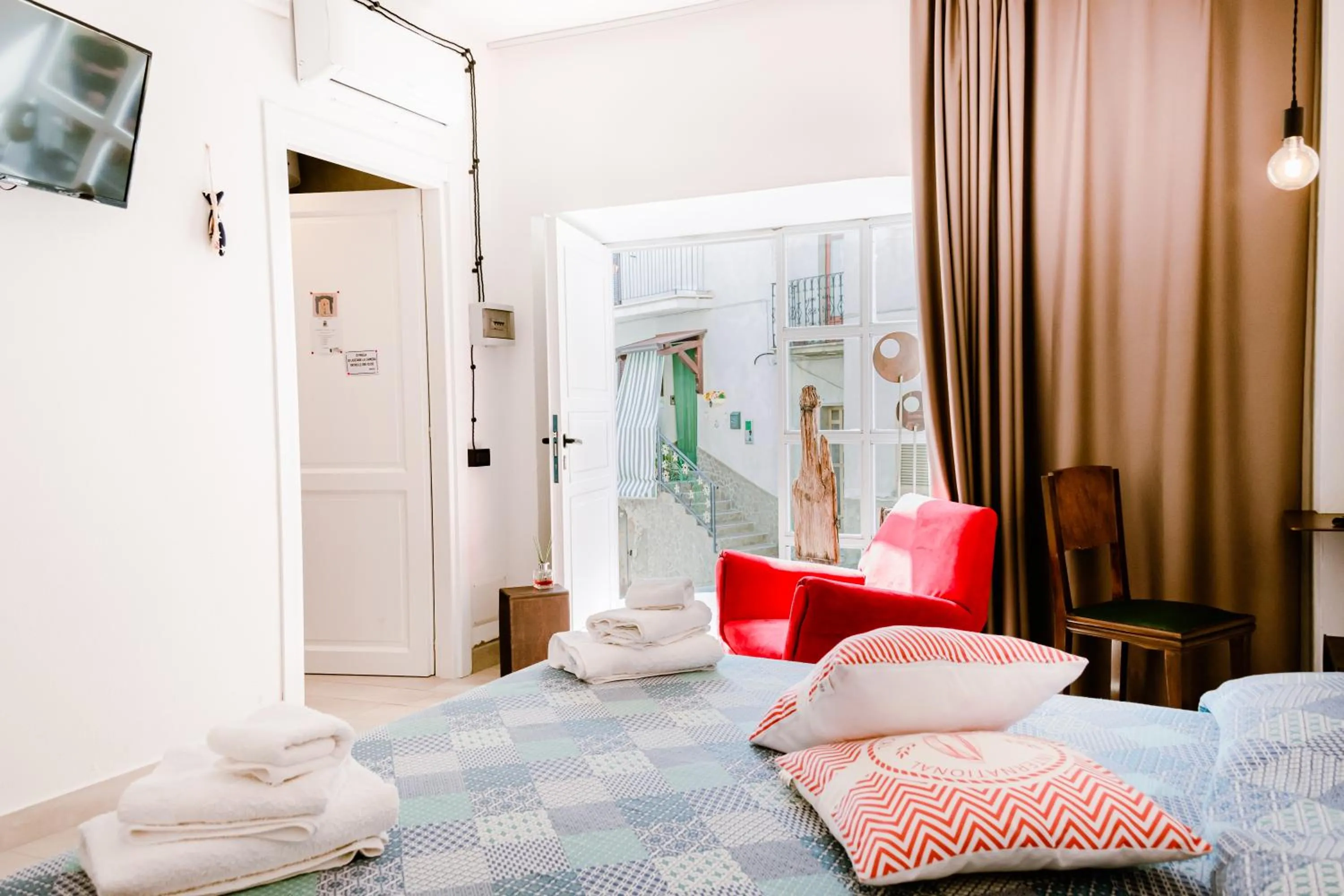 Bed in Ci Thorno Hotel