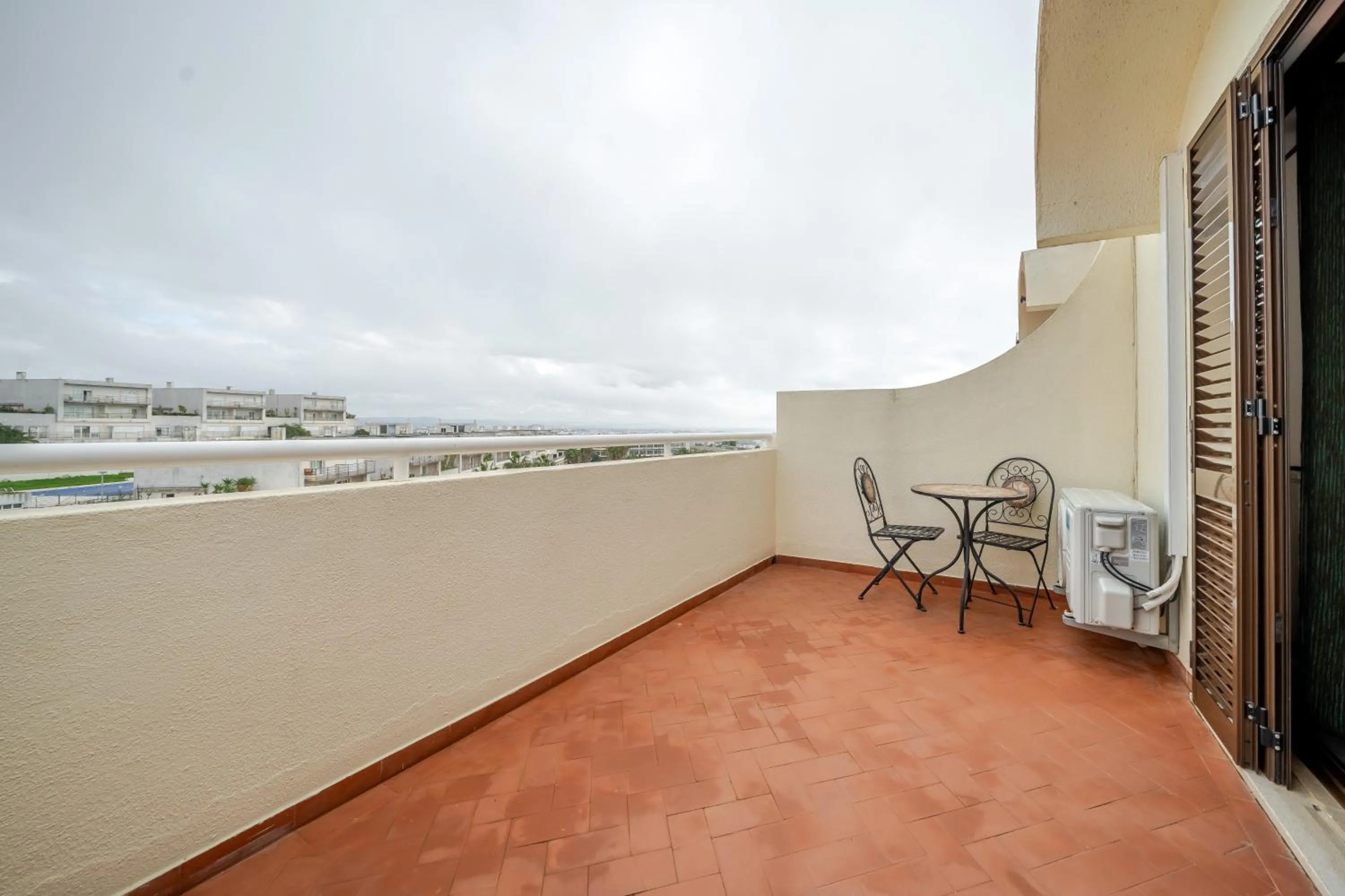 Balcony/Terrace in Bellavista Jardim By BeGuest
