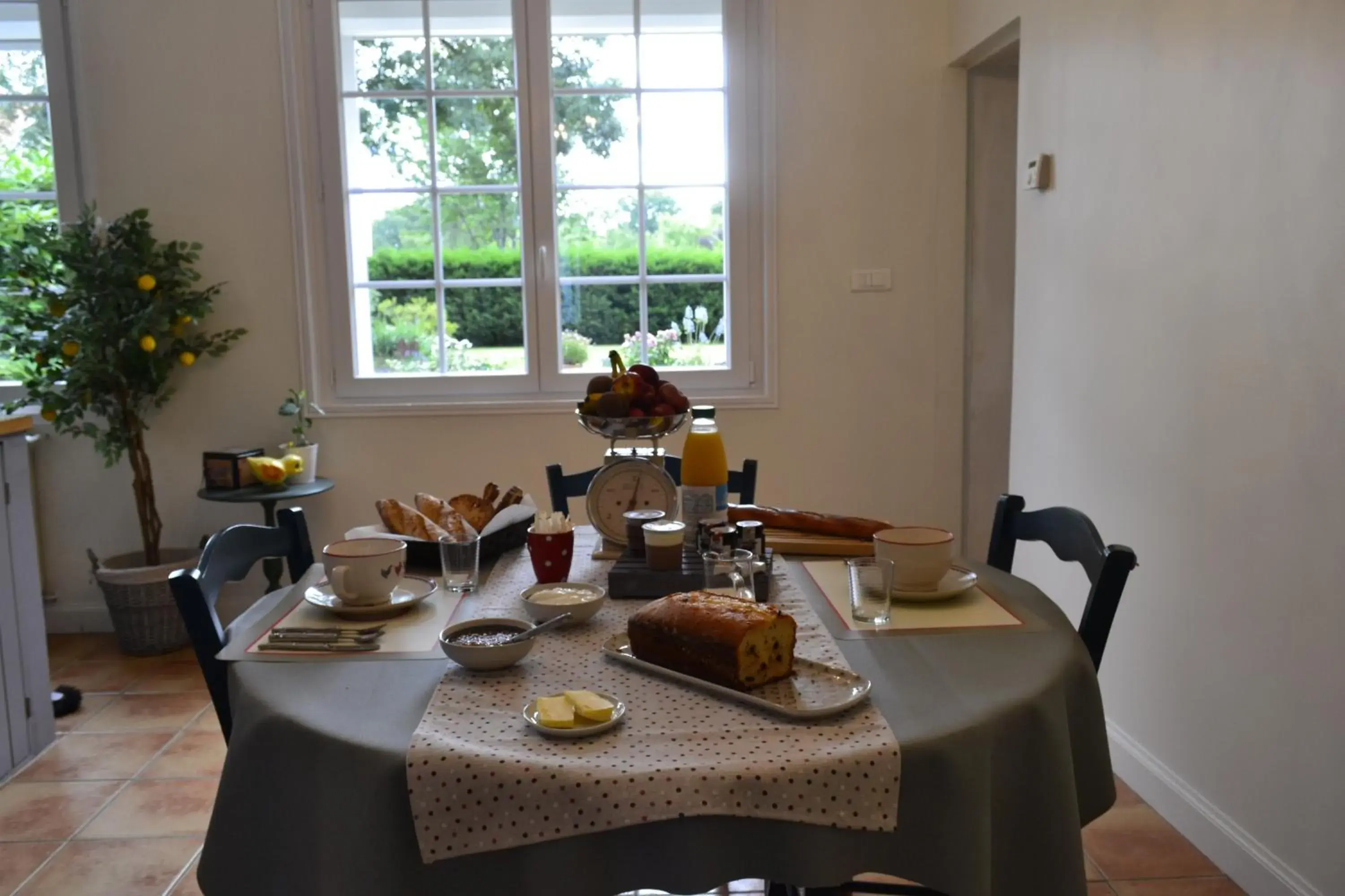 Double Room with Private Bathroom - single occupancy in Au Cœur de Ménestérol Chambre Émotion Double Room with Private Bathroom - single occupancy in Au Cœur de Ménestérol Chambre Émotion