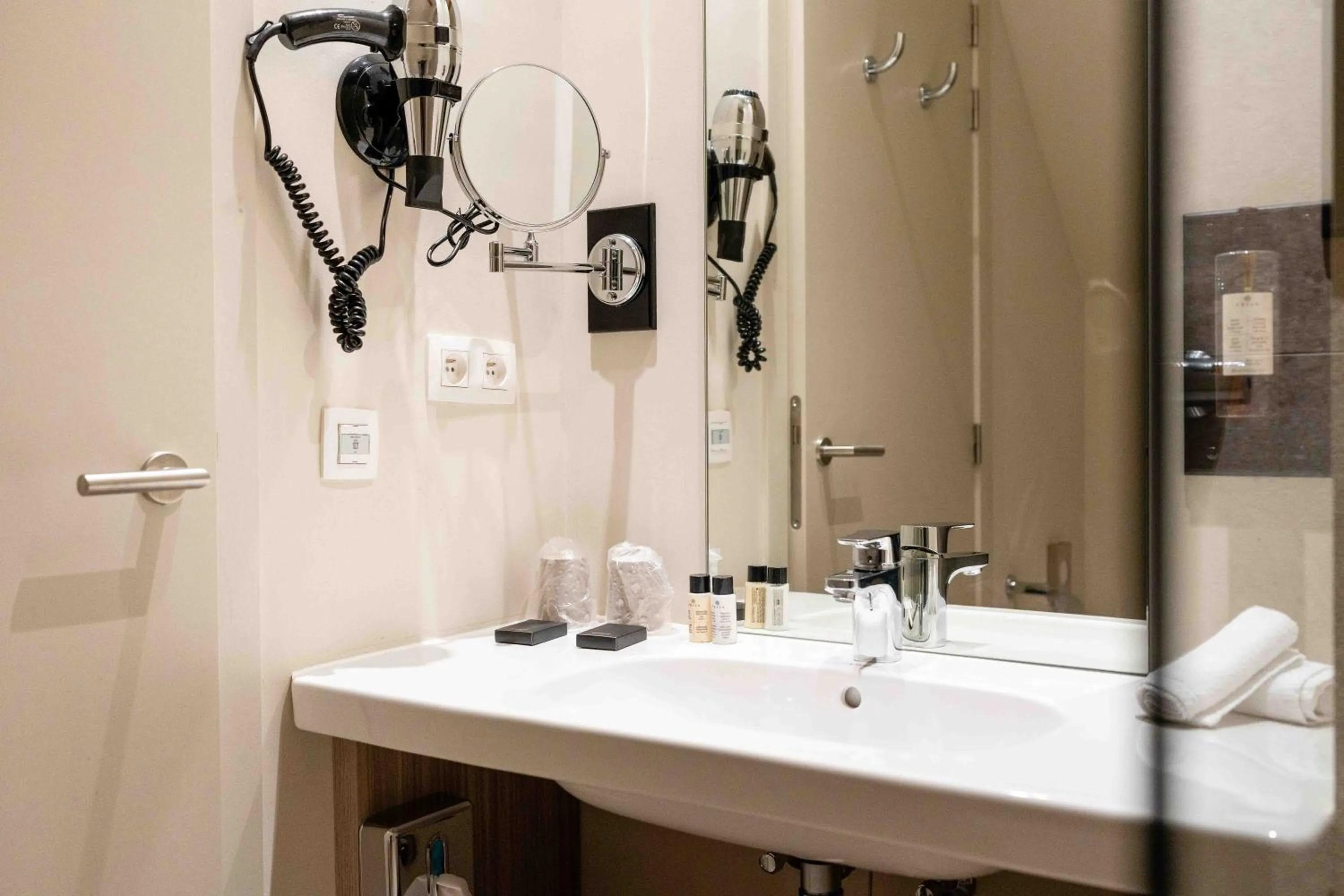 Bathroom in Hof van Stayen