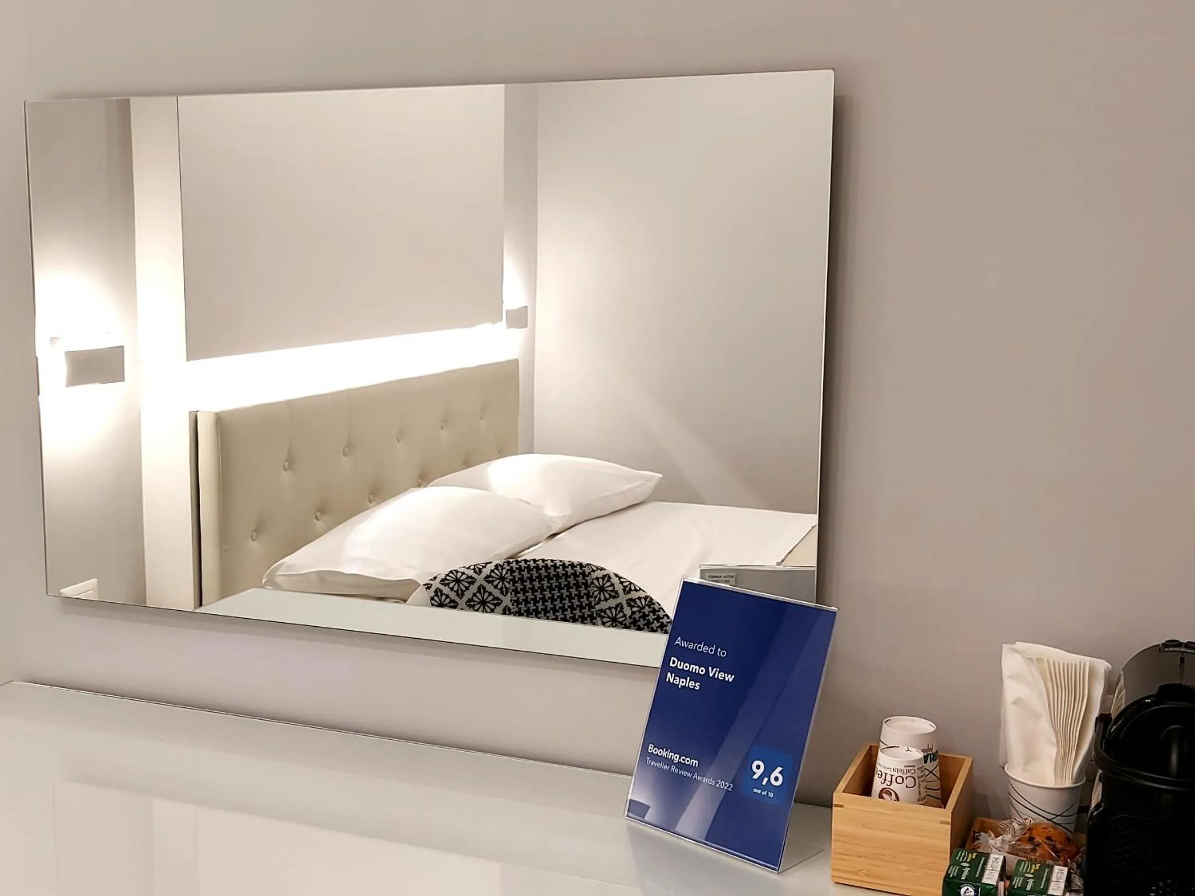 Bed in Duomo View Naples