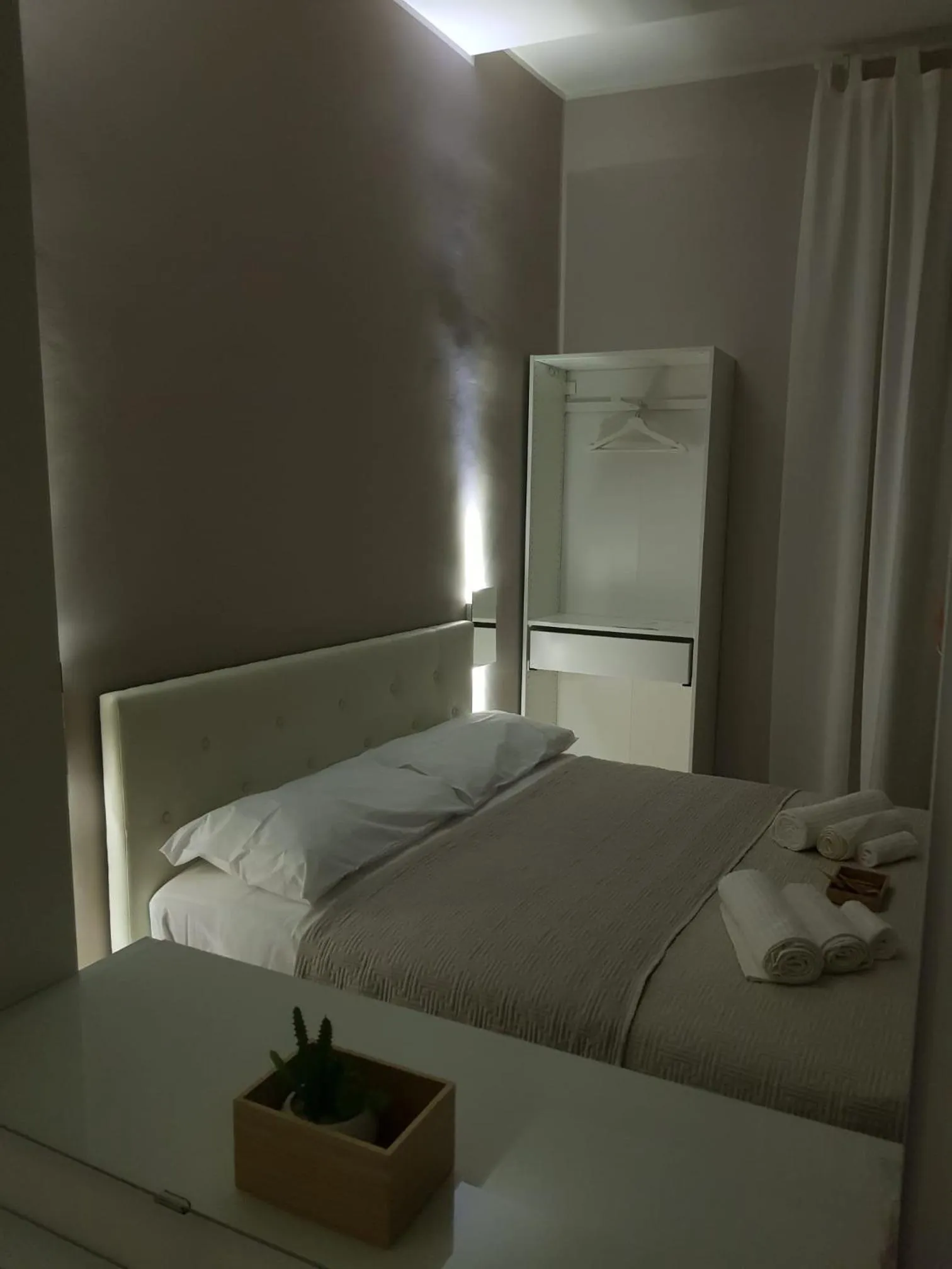 Bed in Duomo View Naples