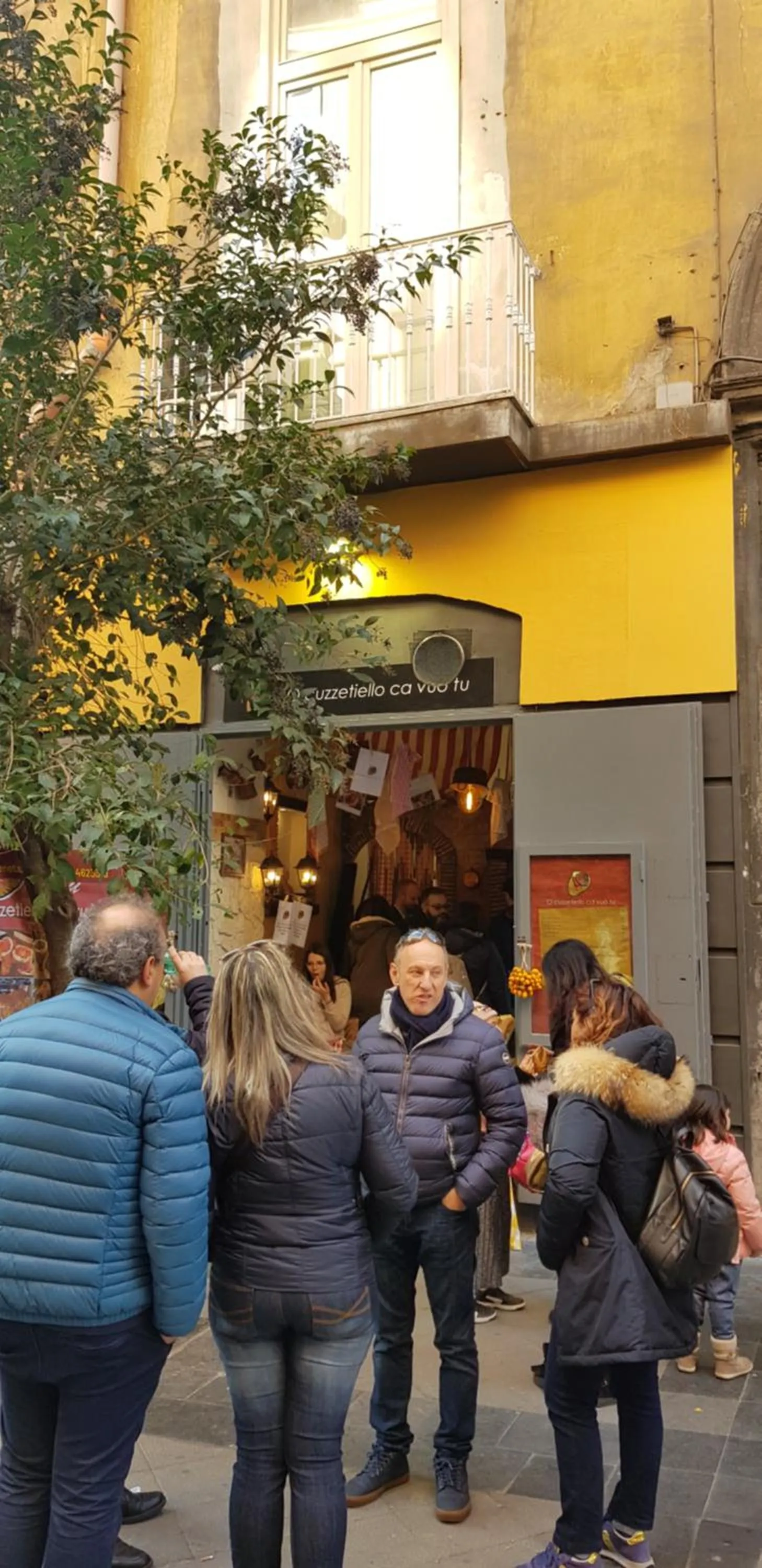 Property building in Duomo View Naples