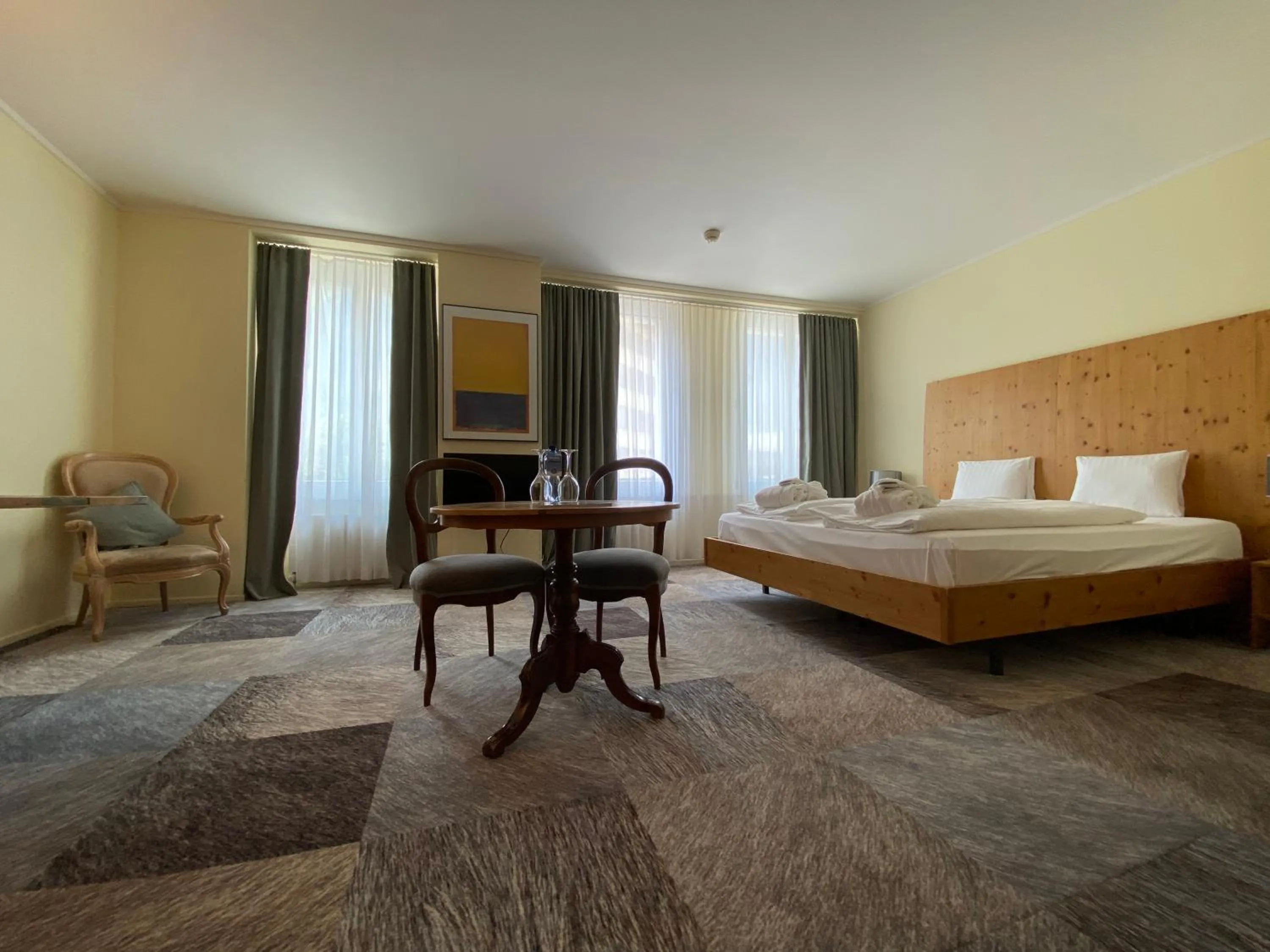 Photo of the whole room, Bed in Thermal Hotels & Walliser Alpentherme Leukerbad