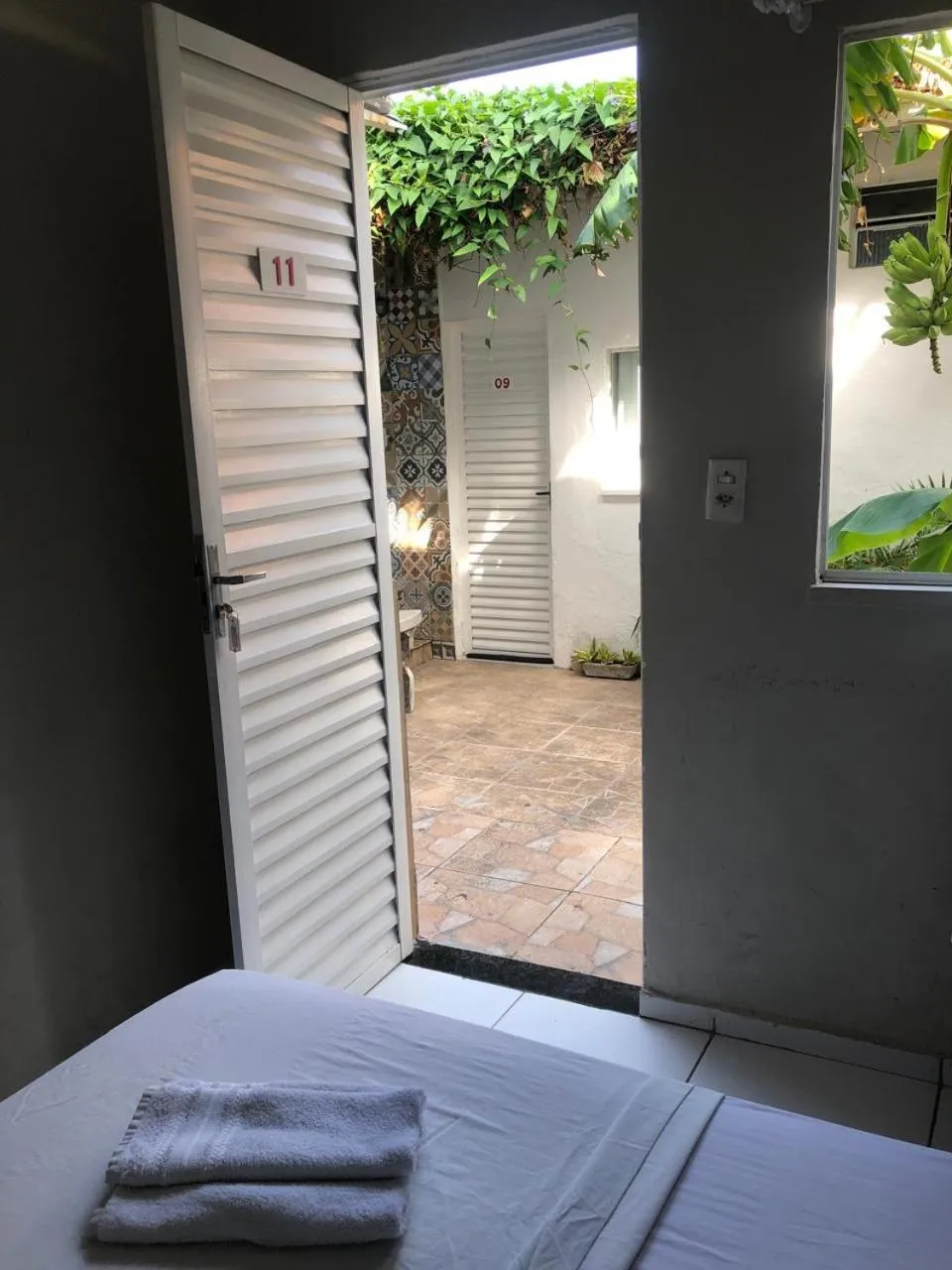 Patio, Bed in Hotel Oiticica