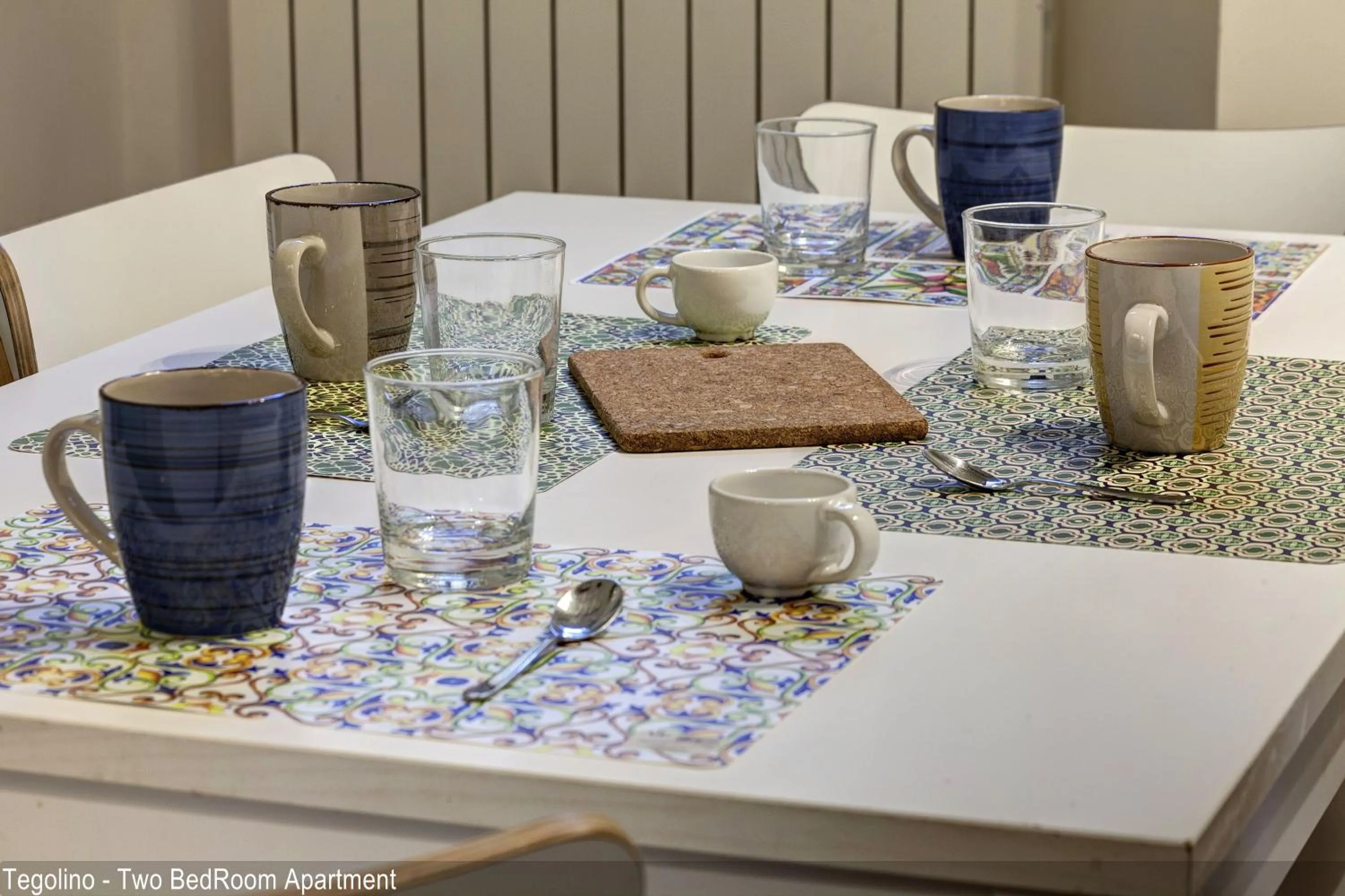 Coffee/tea facilities in Tegolaio Apartments by Mamo Florence