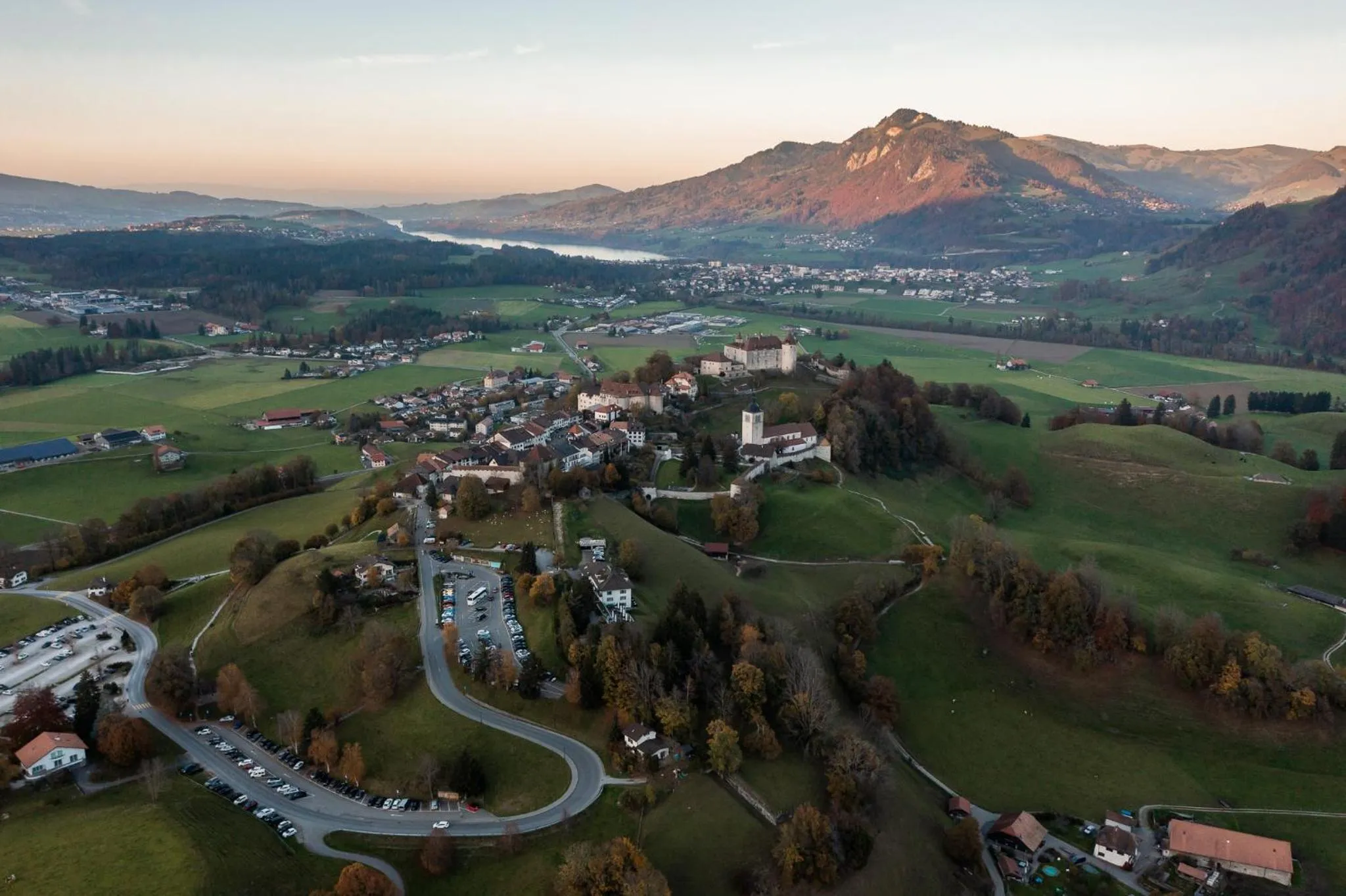 Nearby landmark in Hôtel de Gruyères