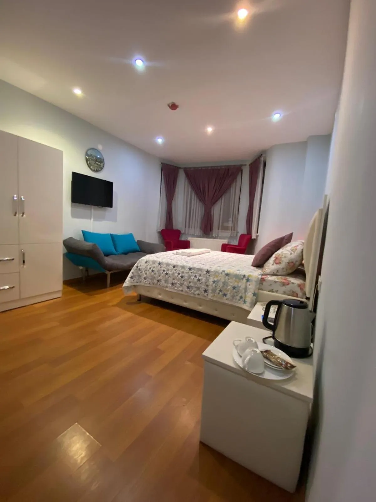 Bed in MYMOON Residence