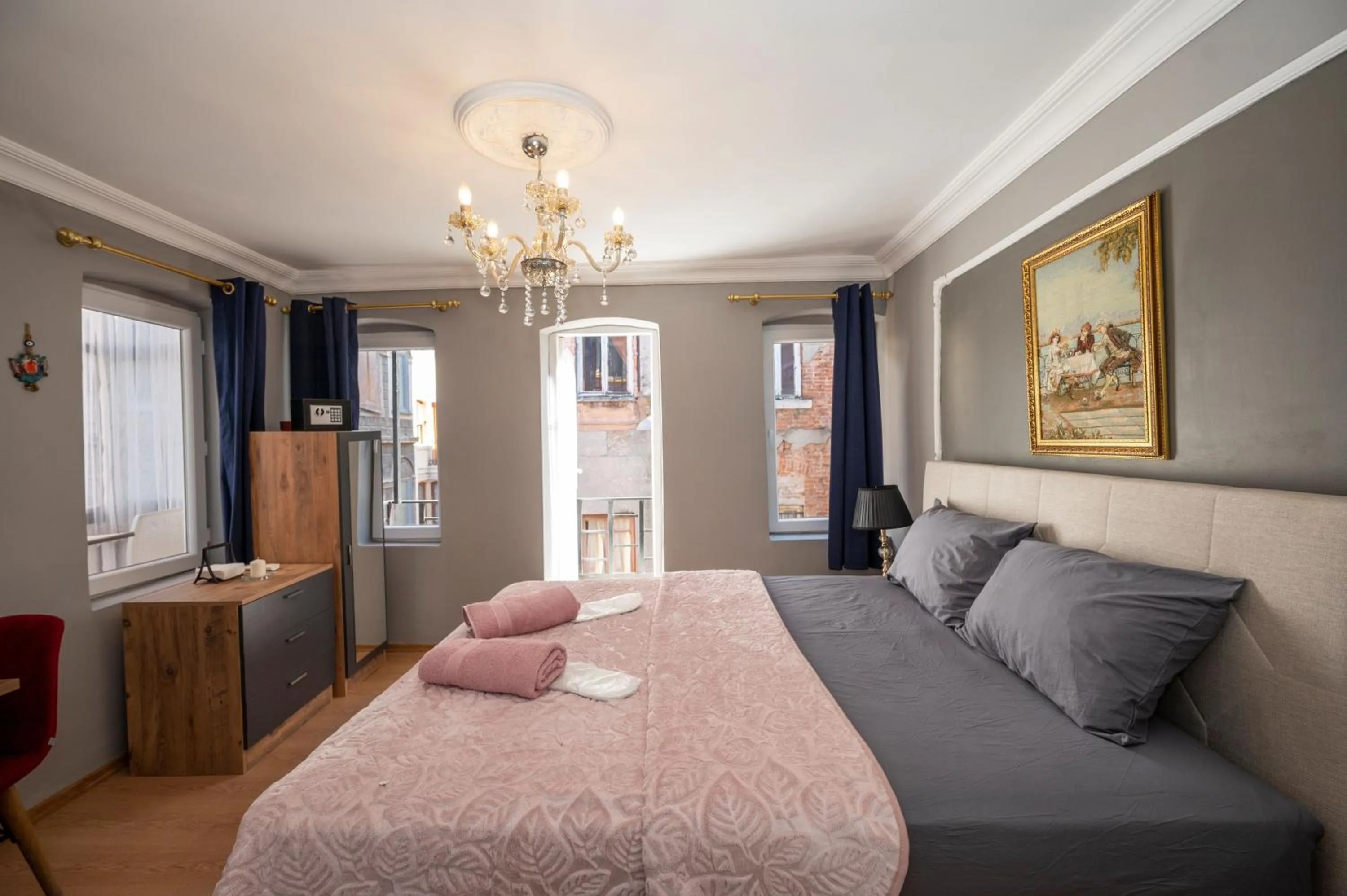 Bed in MYMOON Residence