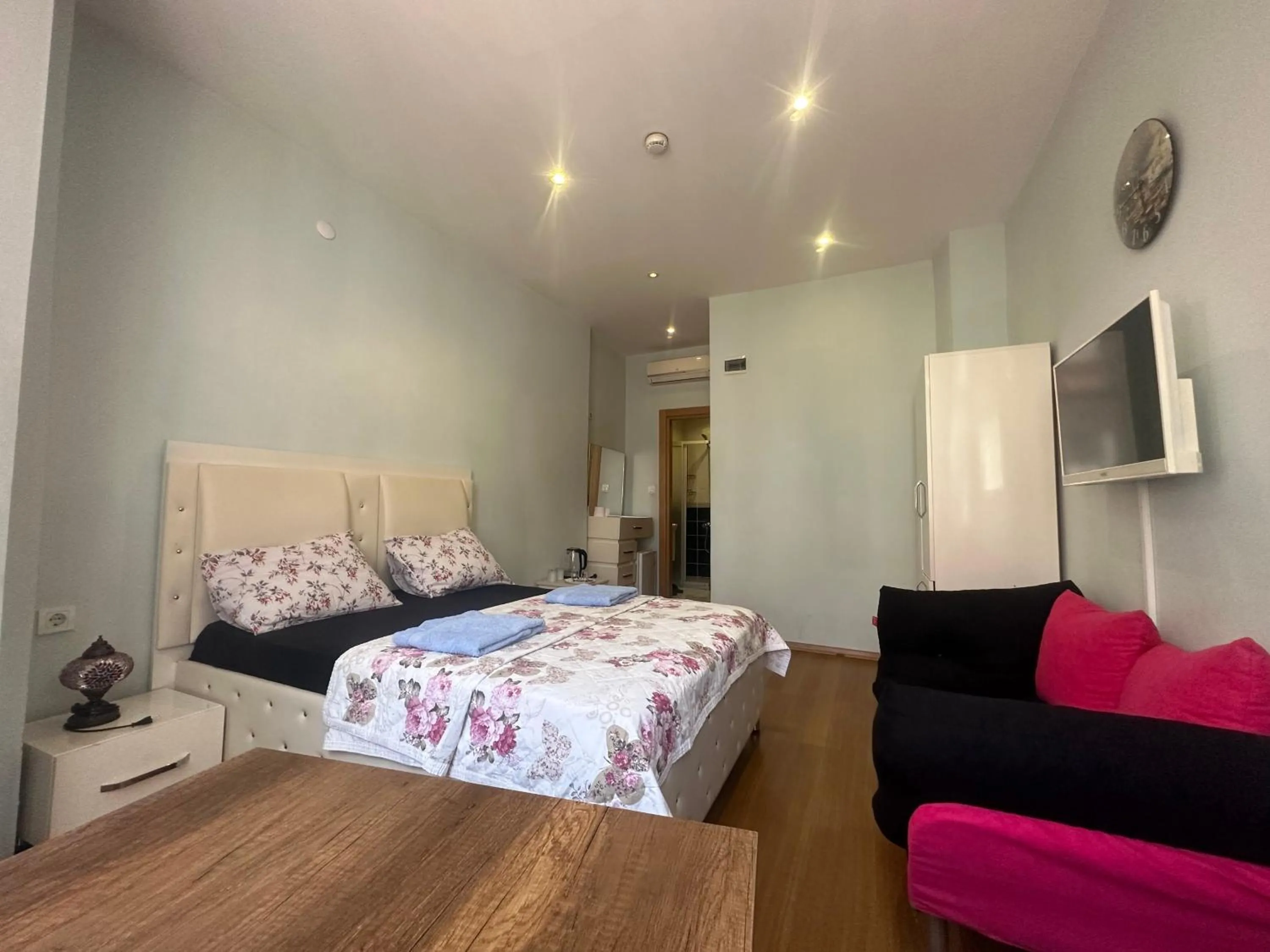 Bed in MYMOON Residence