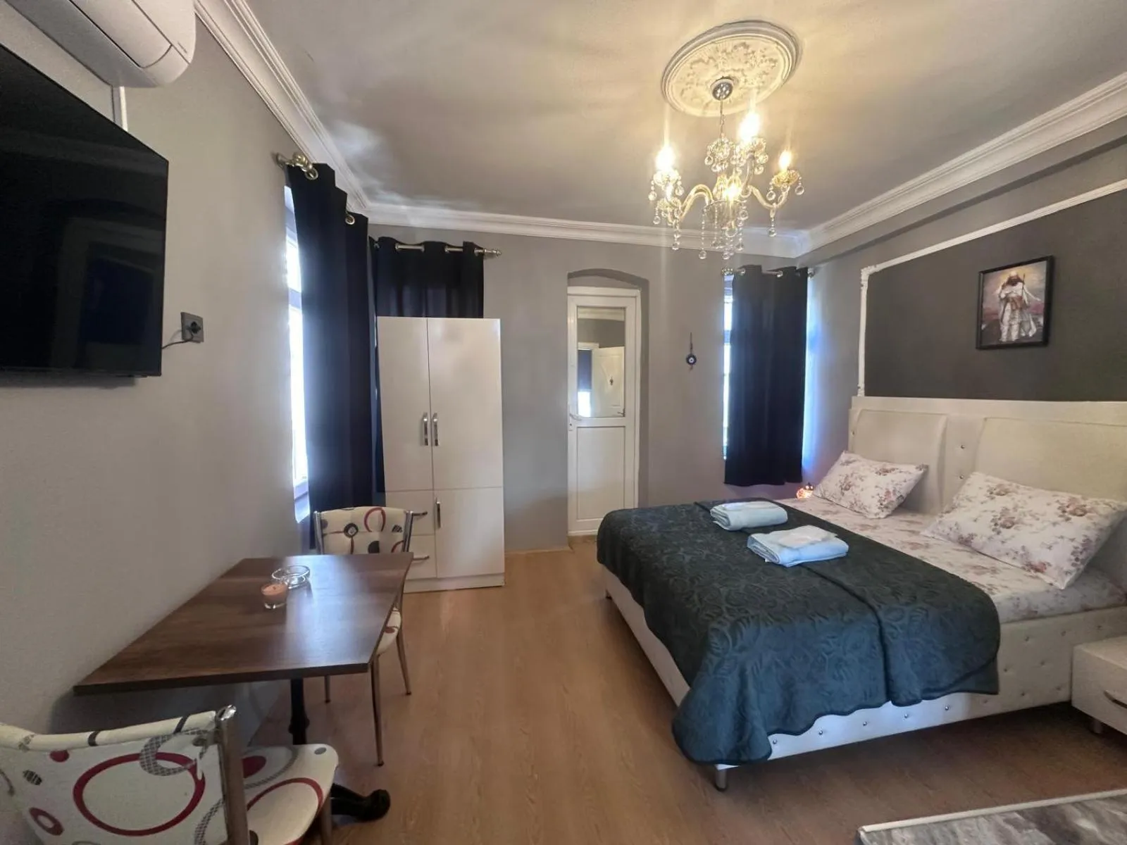 Bed in MYMOON Residence