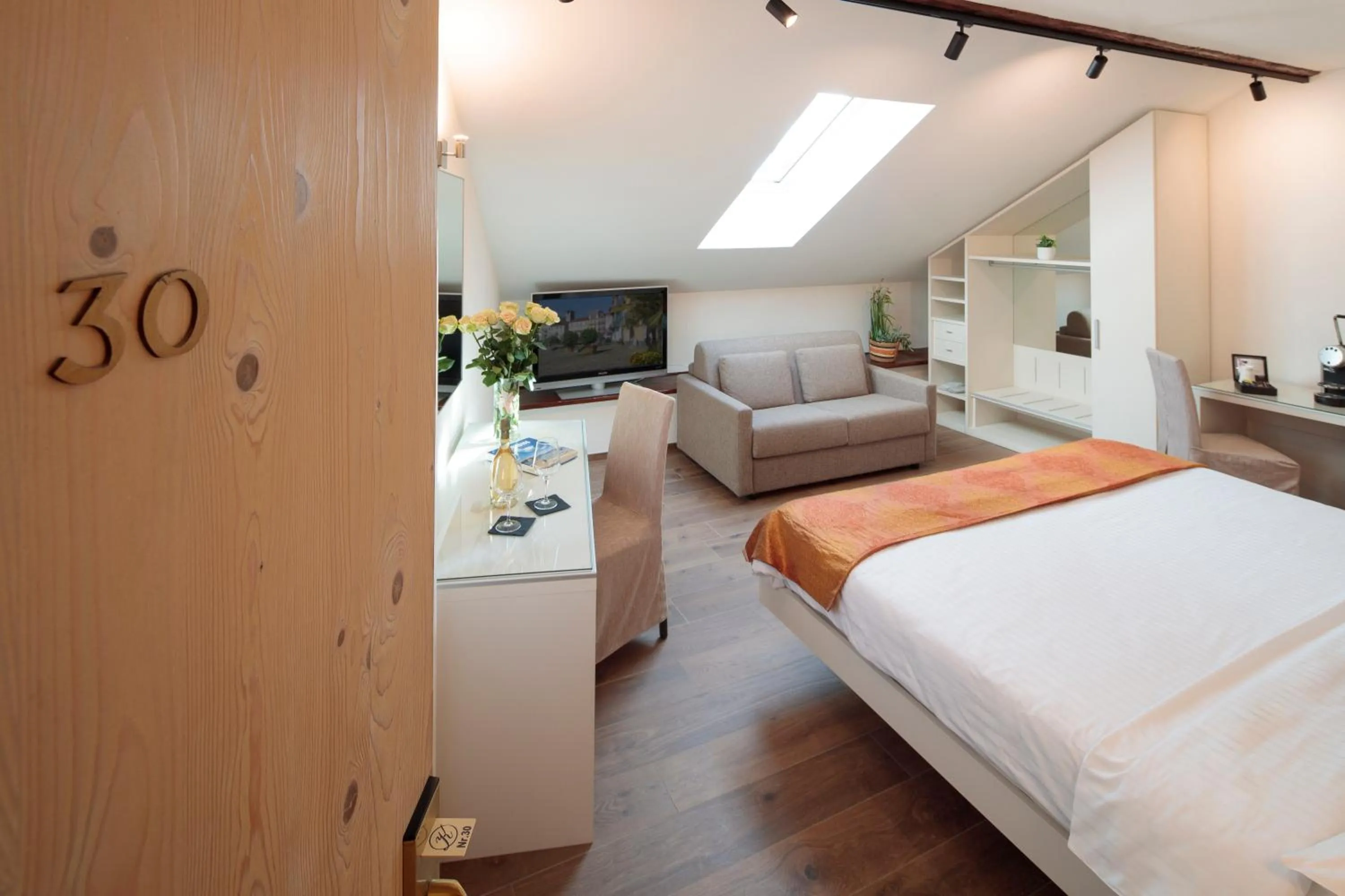 Bed in Hotel America