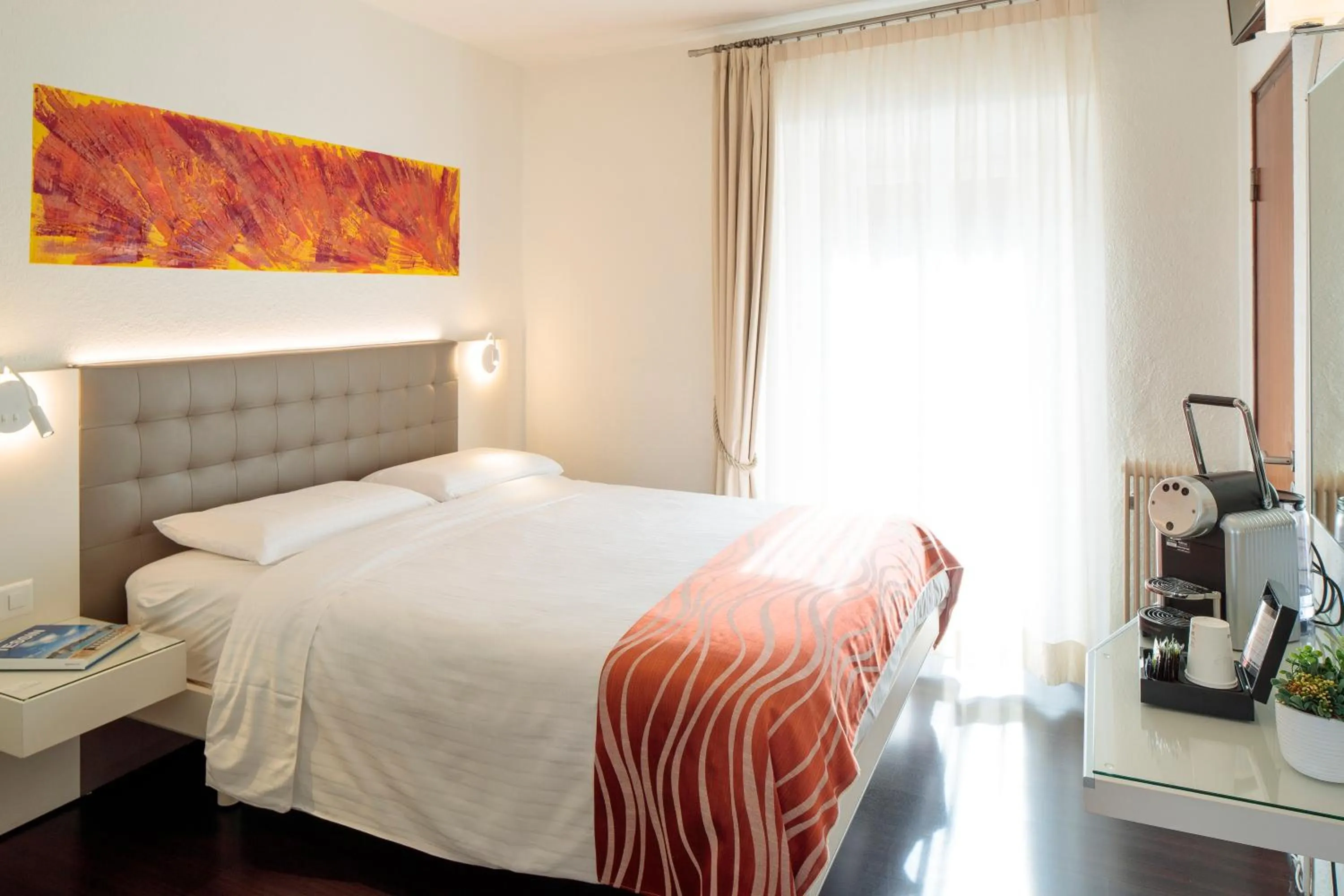 Bed in Hotel America