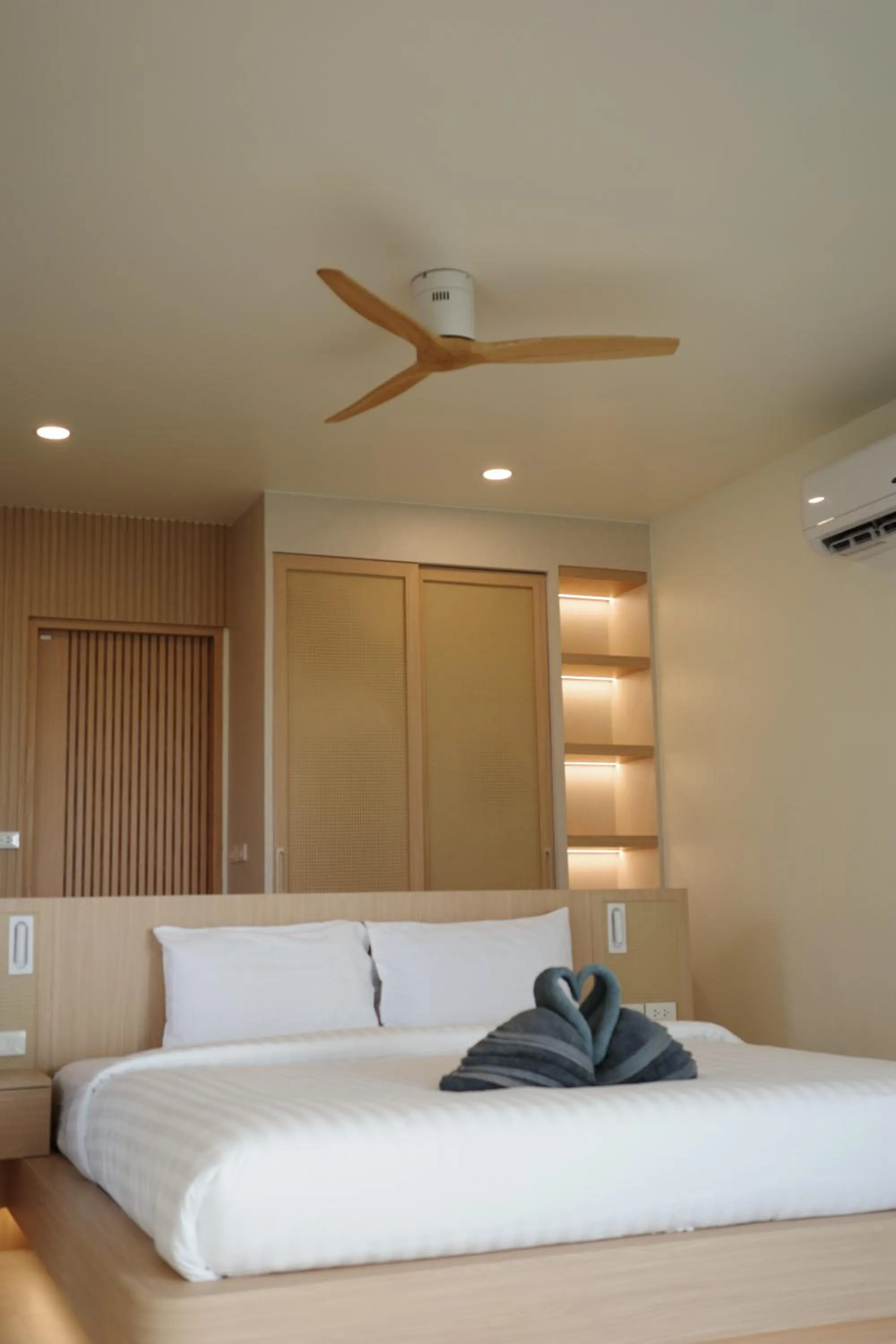 Bed in High Life Villas