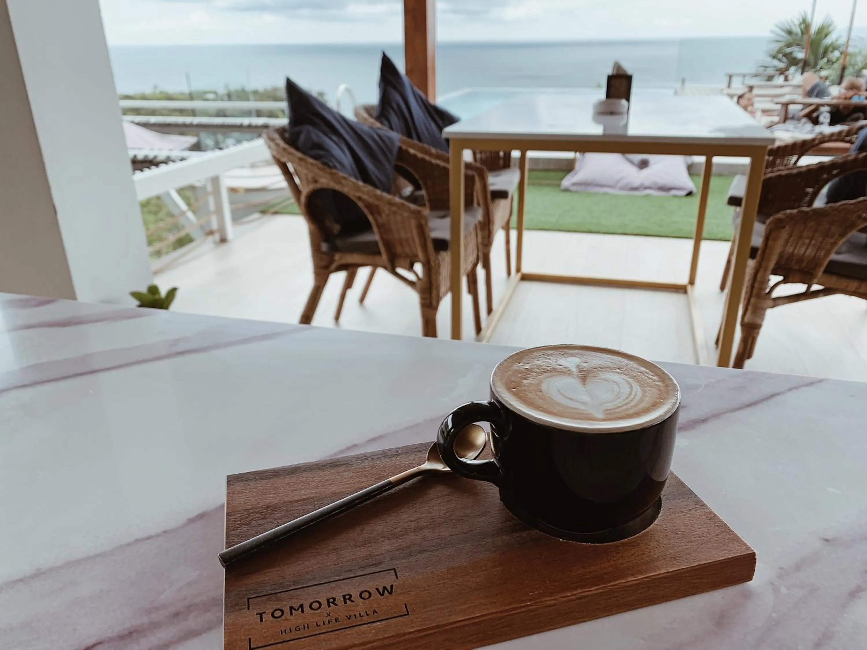 Restaurant/places to eat in High Life Villas