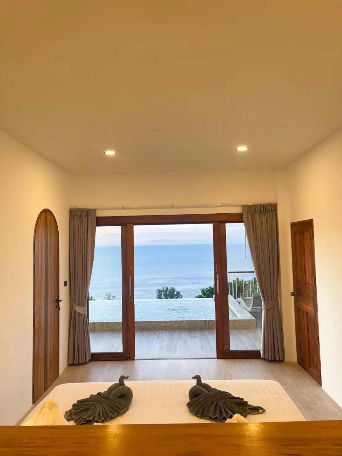 Bed in High Life Villas