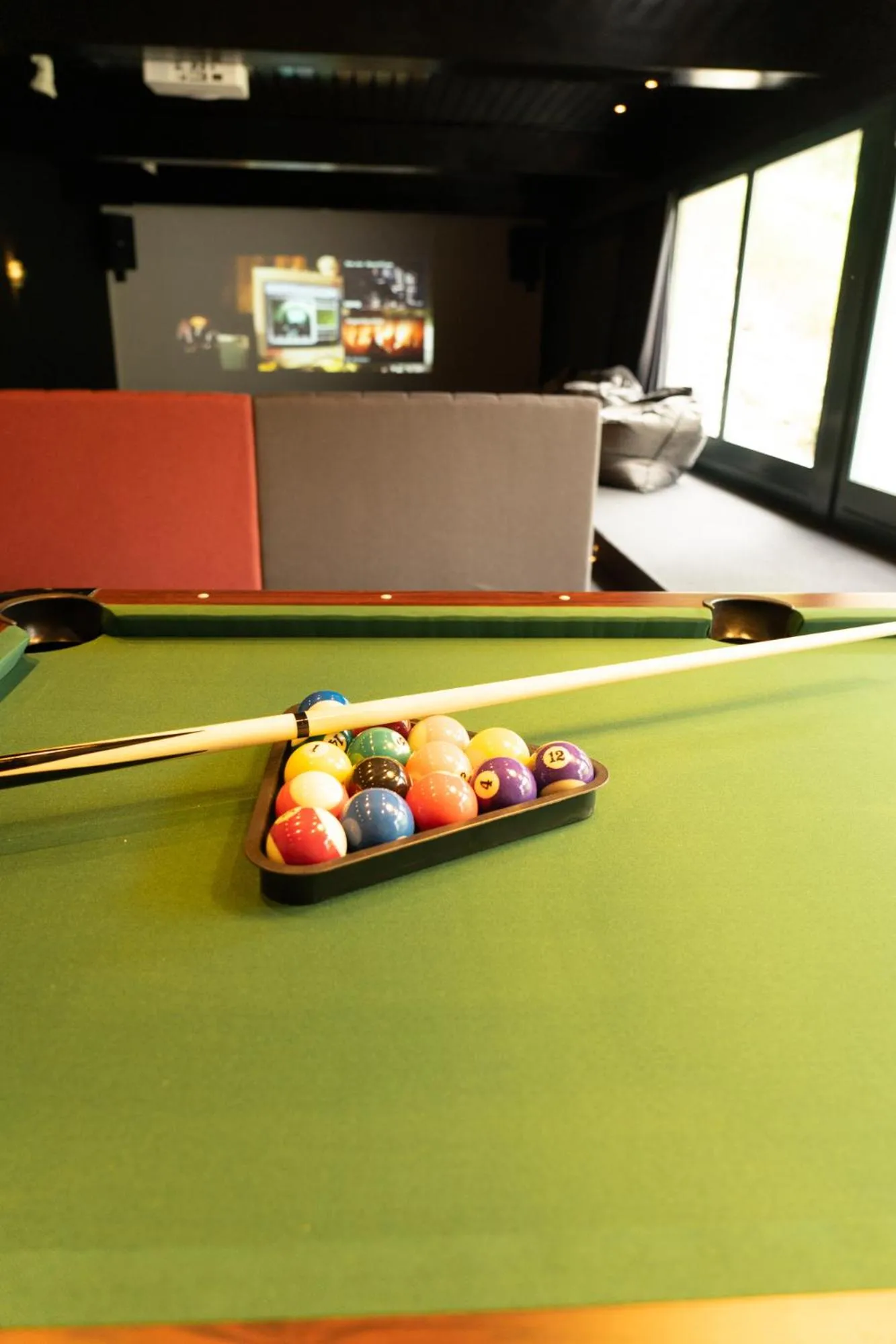 Billiard in Hotel Säntis Lodge