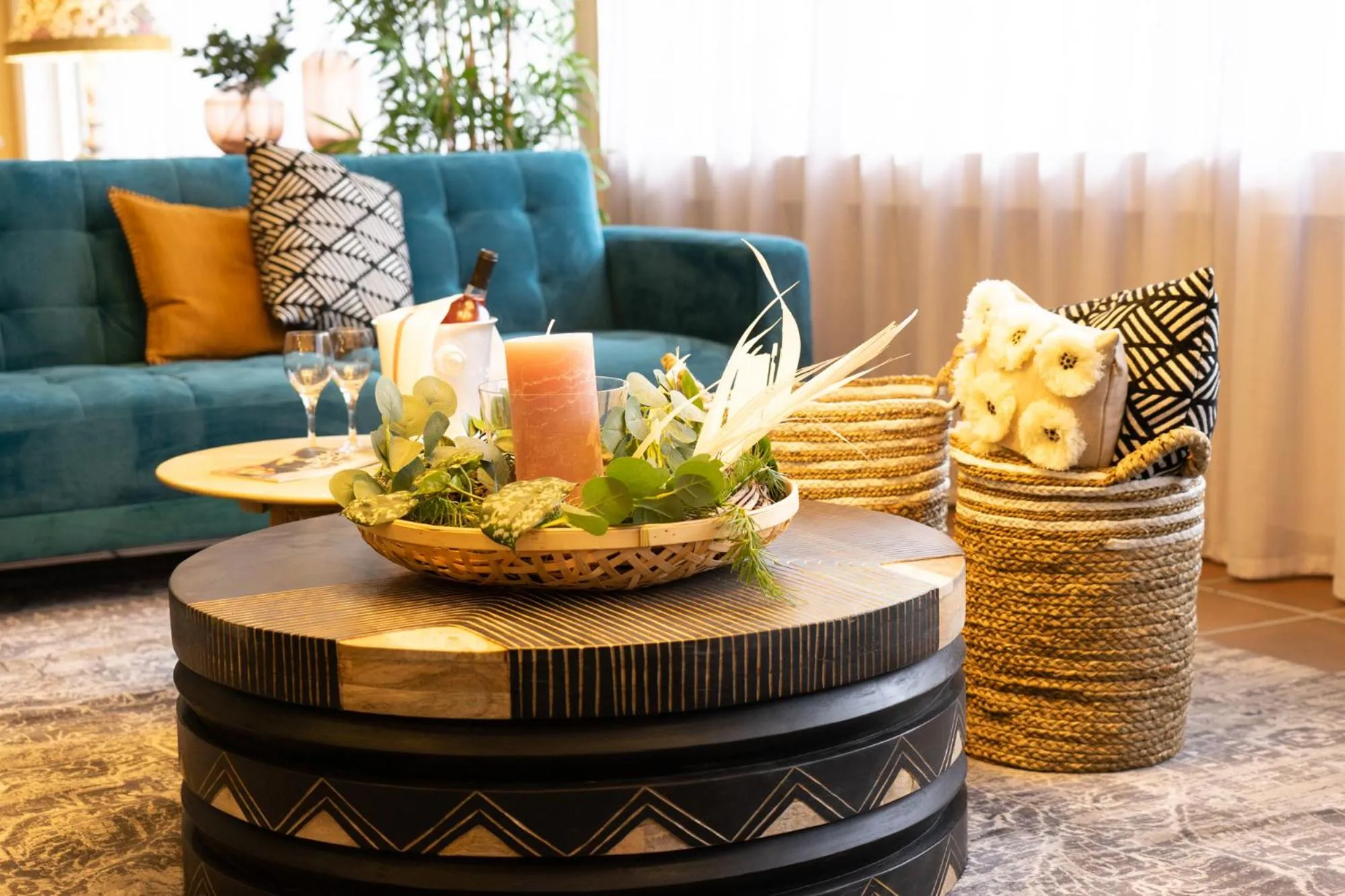 Lounge or bar in Hotel Säntis Lodge